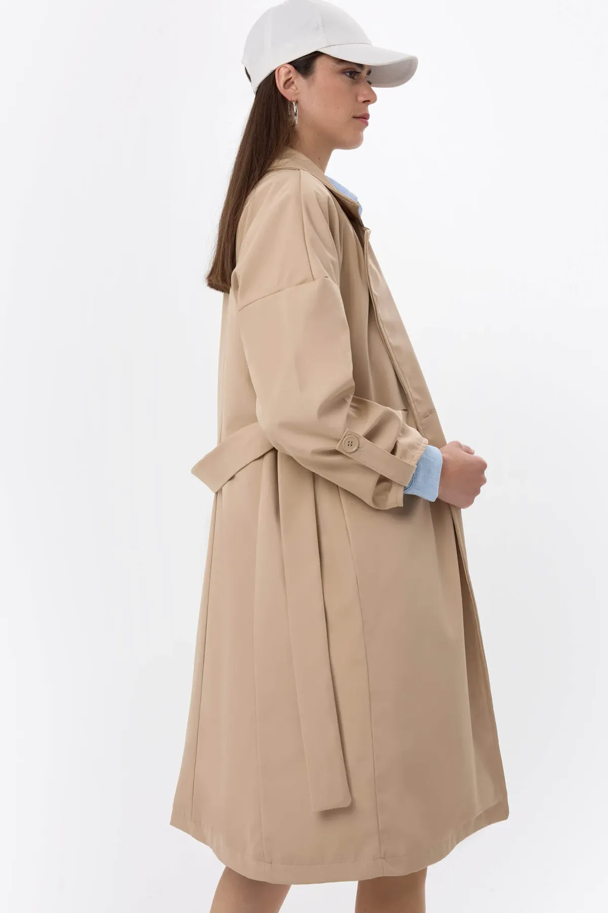 Oversized Belted Trenchcoat 4