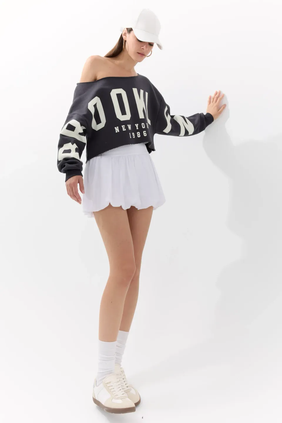 Printed Boat Neck Cropped Sweatshirt