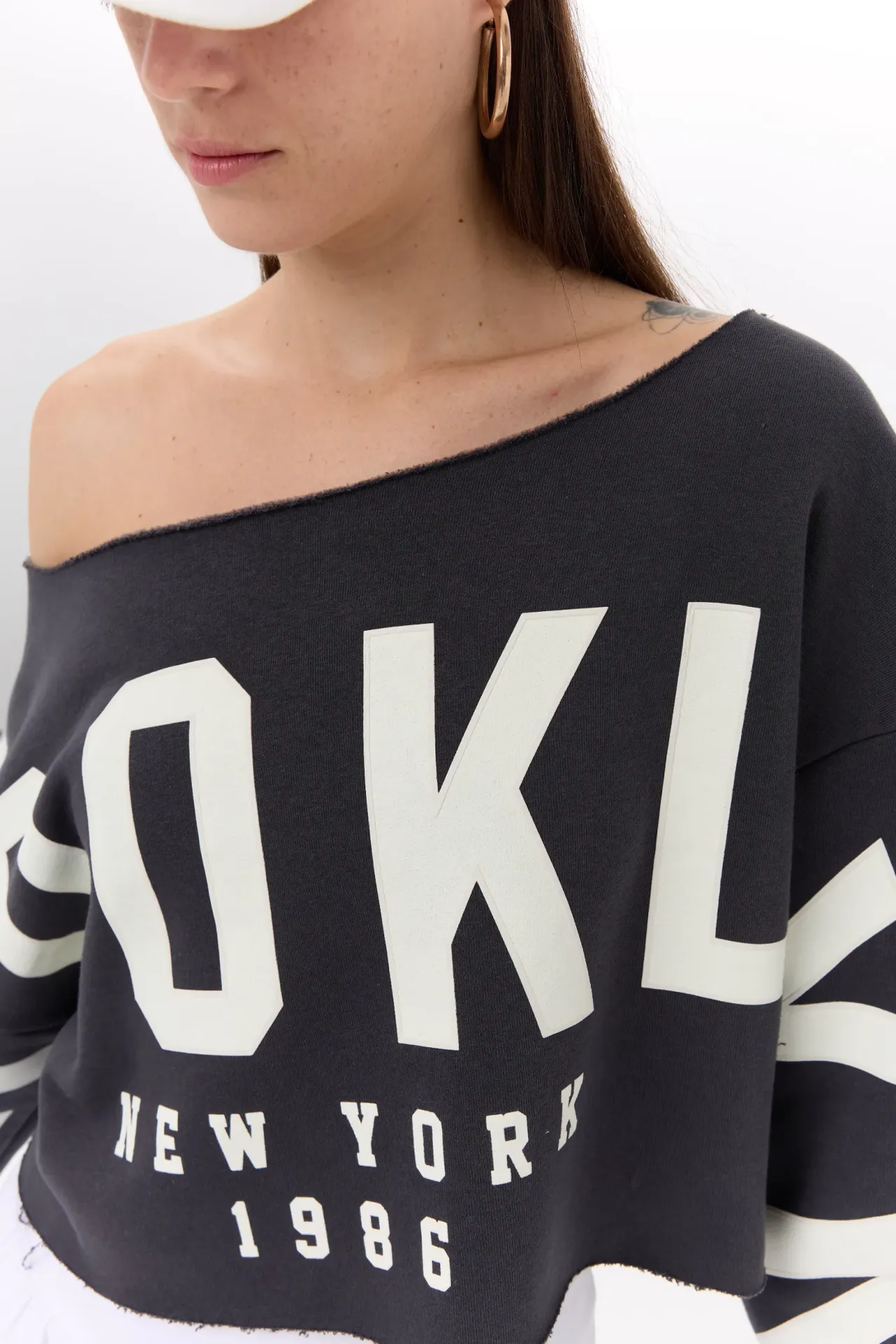 Printed Boat Neck Cropped Sweatshirt