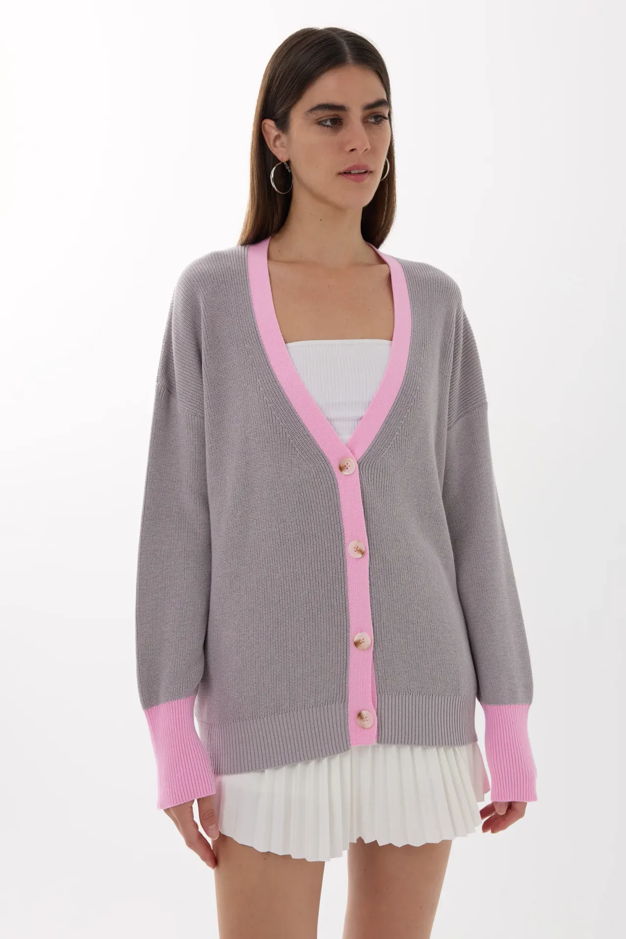 Color Blocked V-Neck Buttoned Cardigan