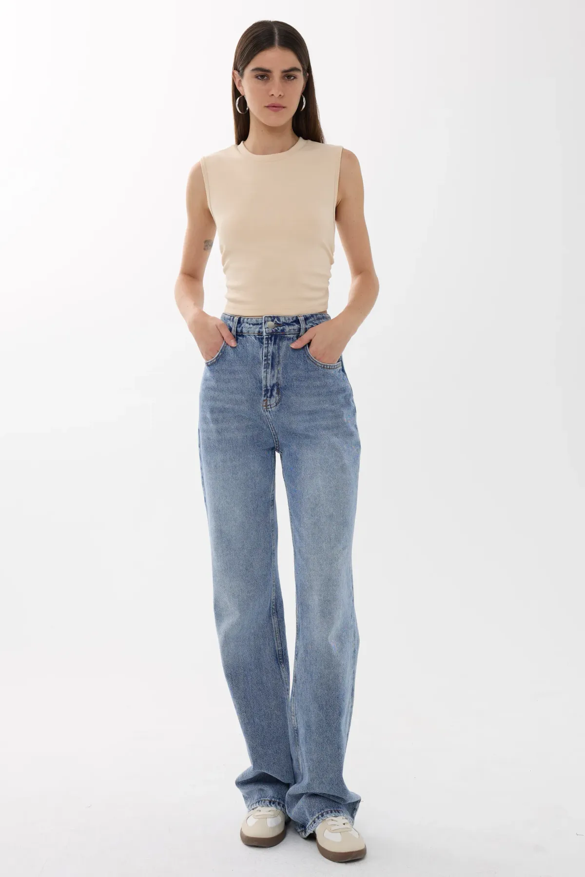 Solid Ruched-Detail Blouse 4