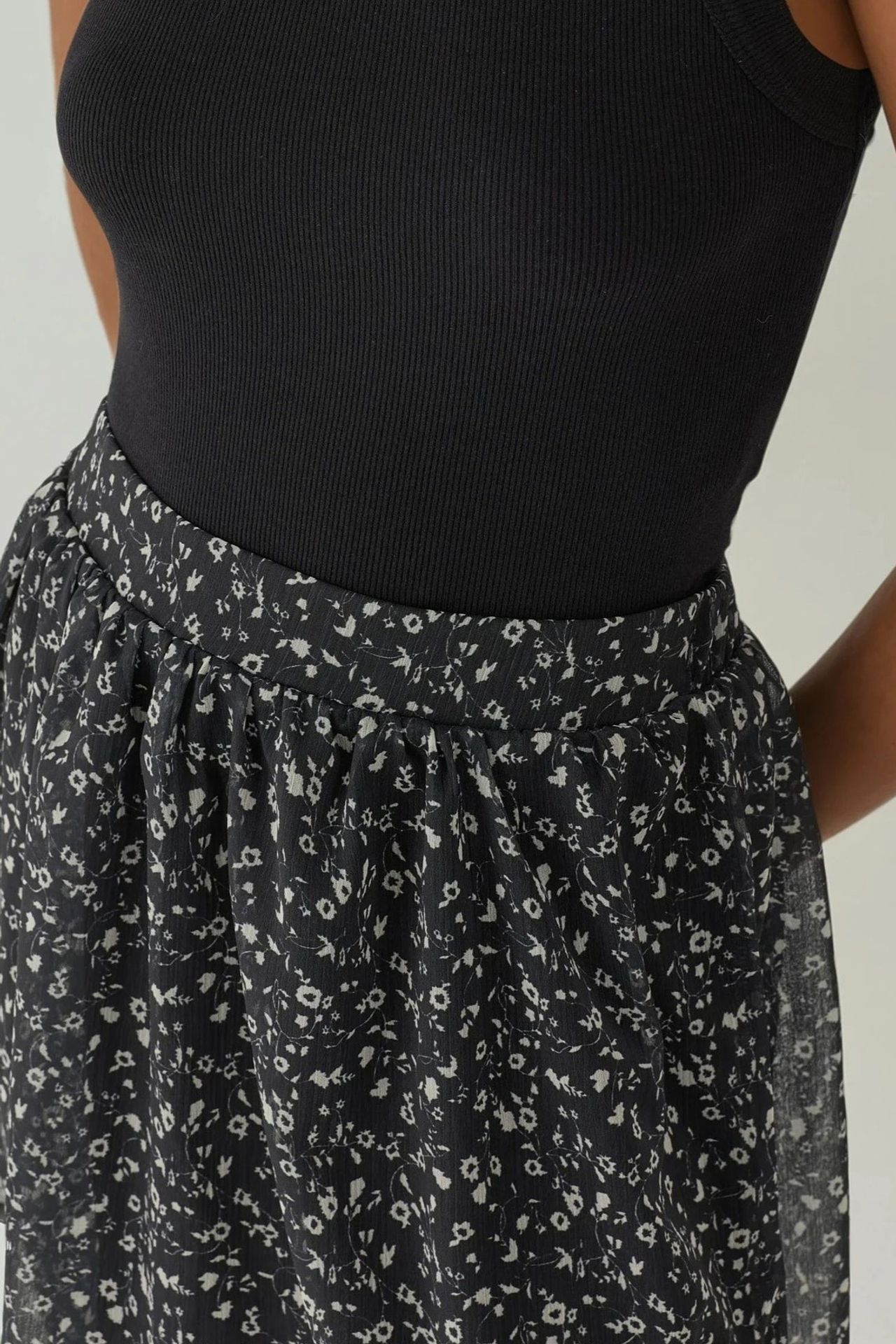 High Waist Floral Mini Skirt 4