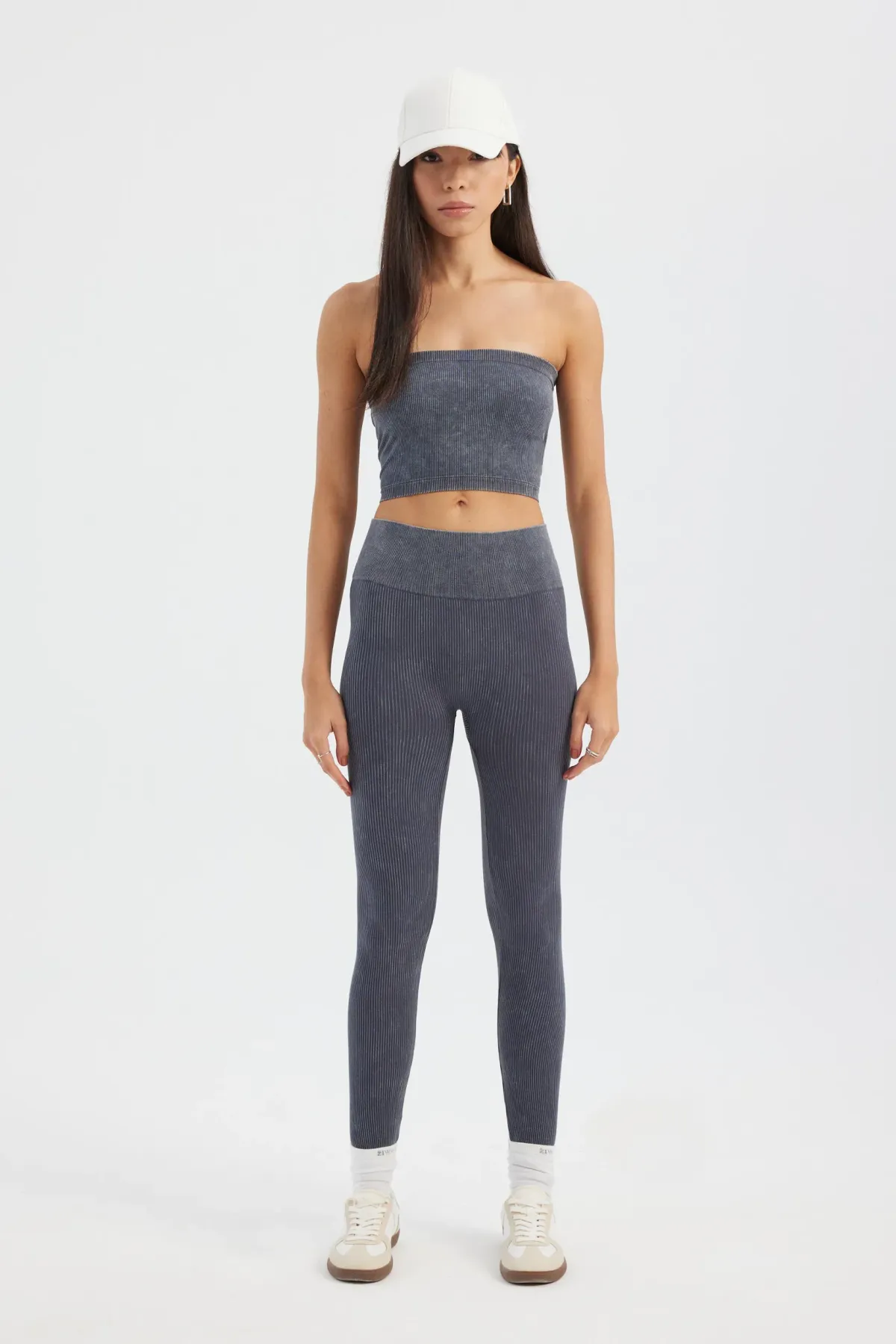 Asit Yıkanmış Straplez Nervürlü Crop Top 2