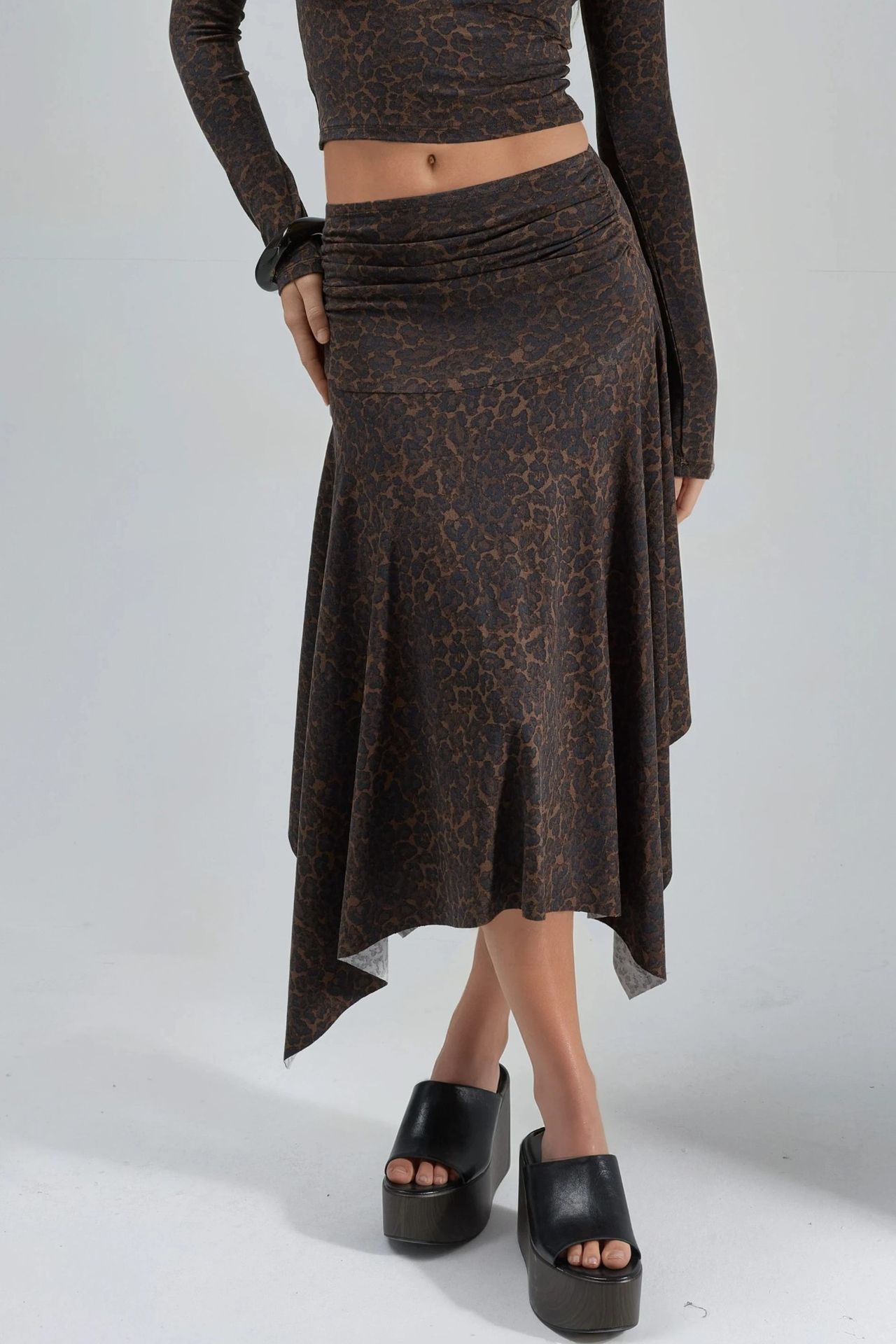 BUSEM High Waist Leopard Print Asymmetrical Midi Skirt 1