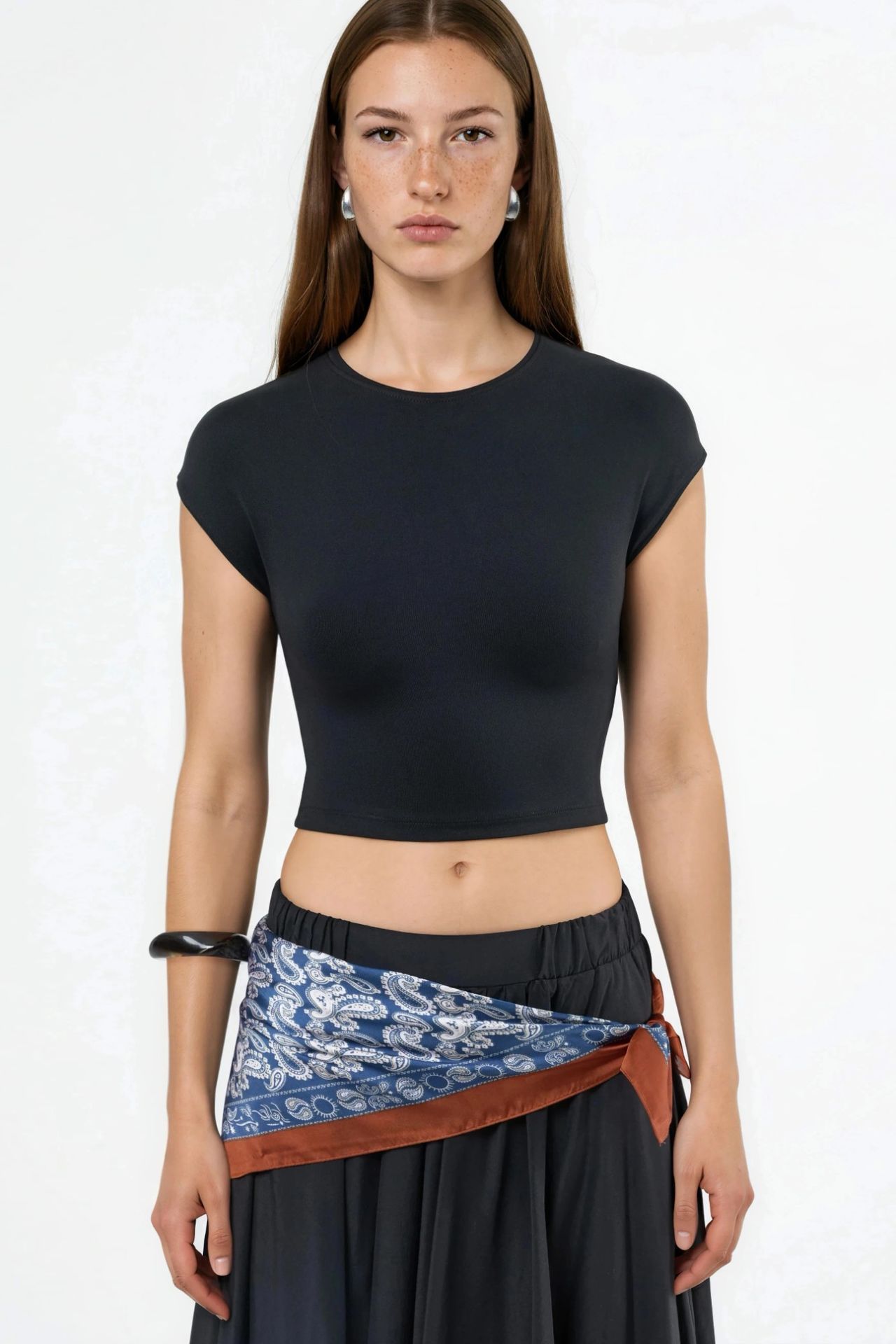 BUSEM Crew Neck Solid Crop T-Shirt 6