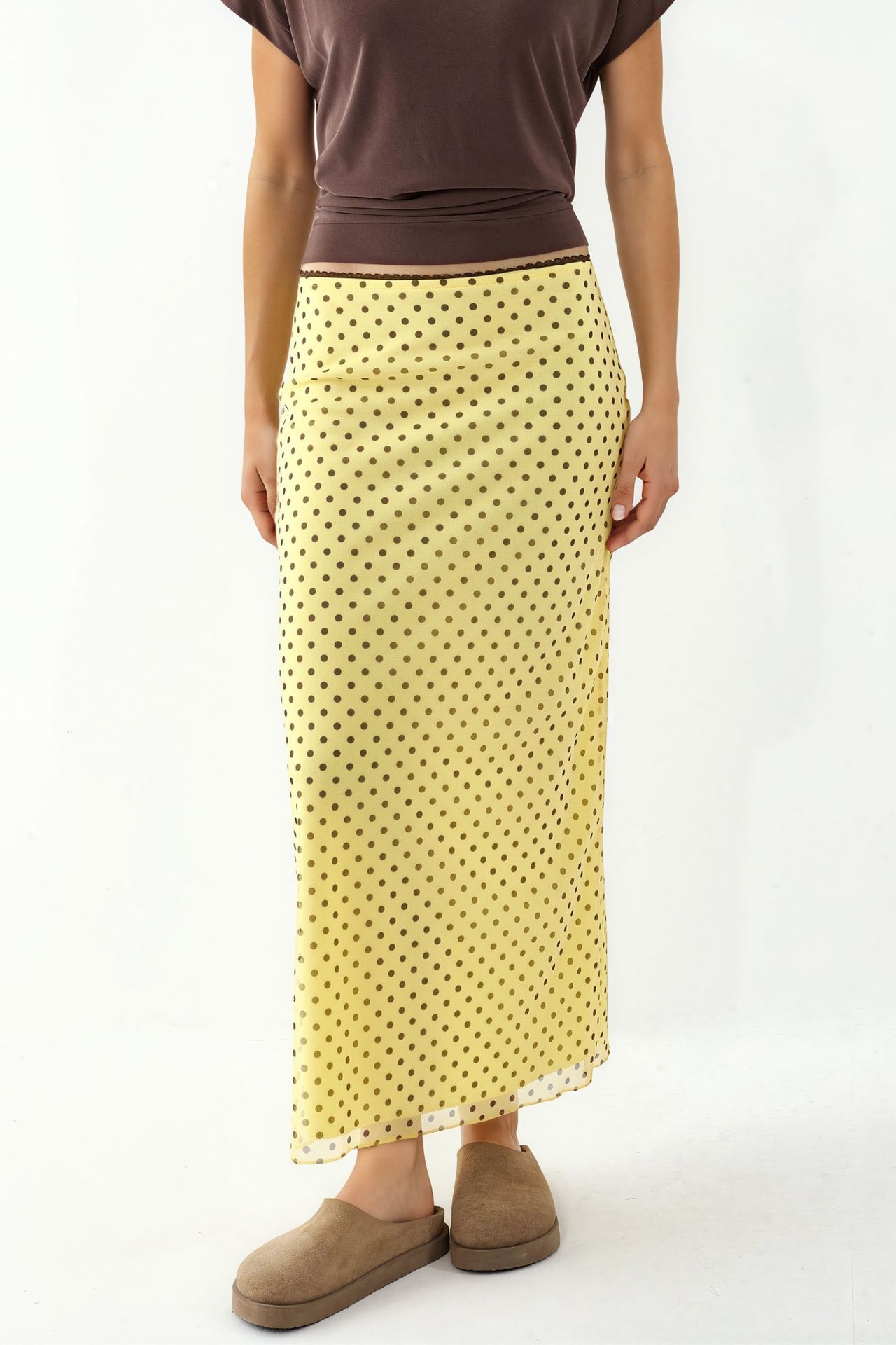 Polka Dot Tulle Stretch Skirt with Lace Detail 1