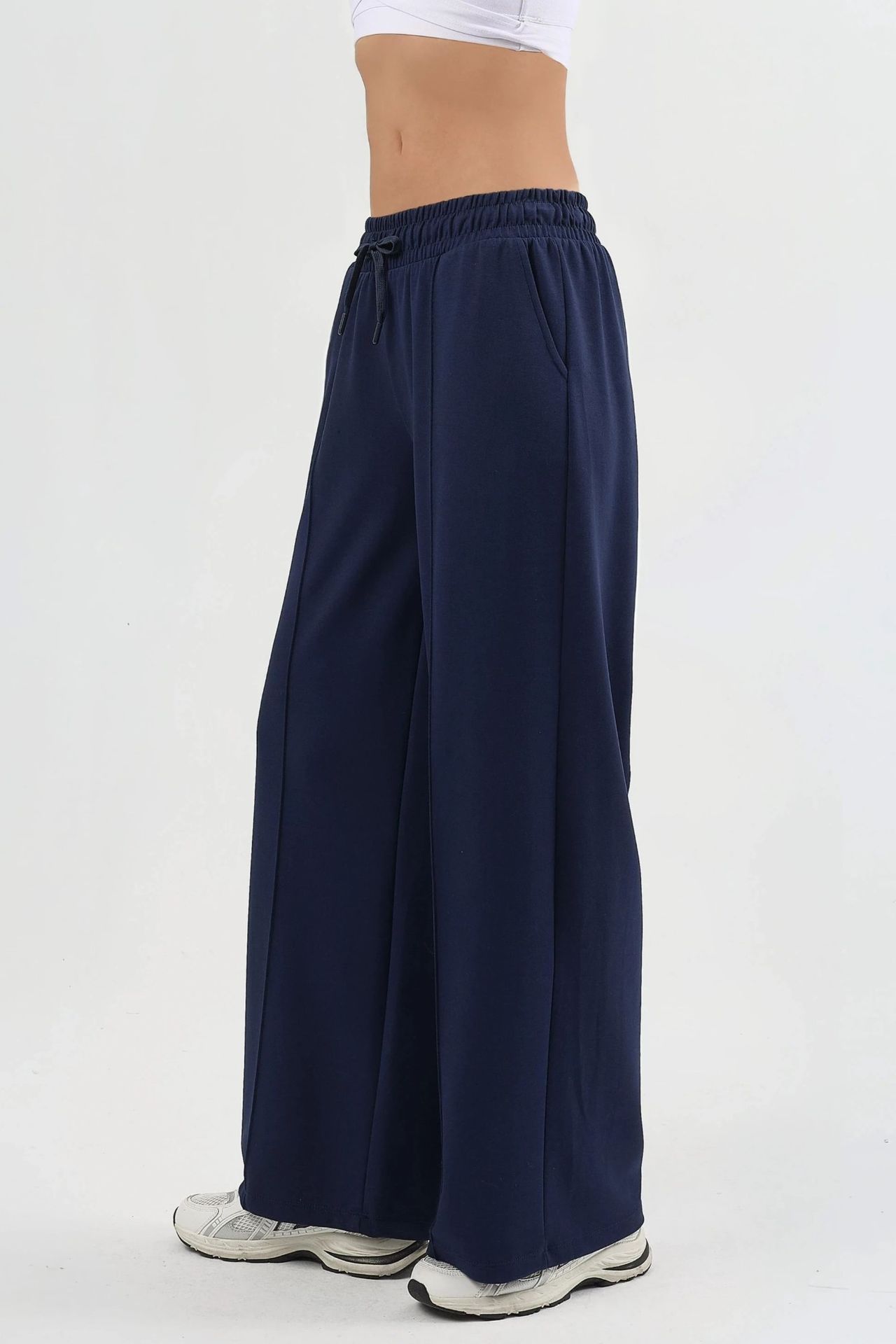 BUSEM Elastic Waist Straight Leg Pants 3