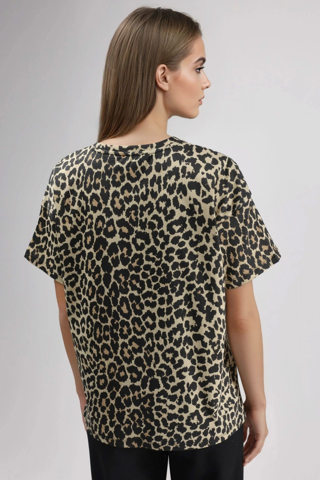 Oversized Leopard Print Crew Neck T-Shirt 3