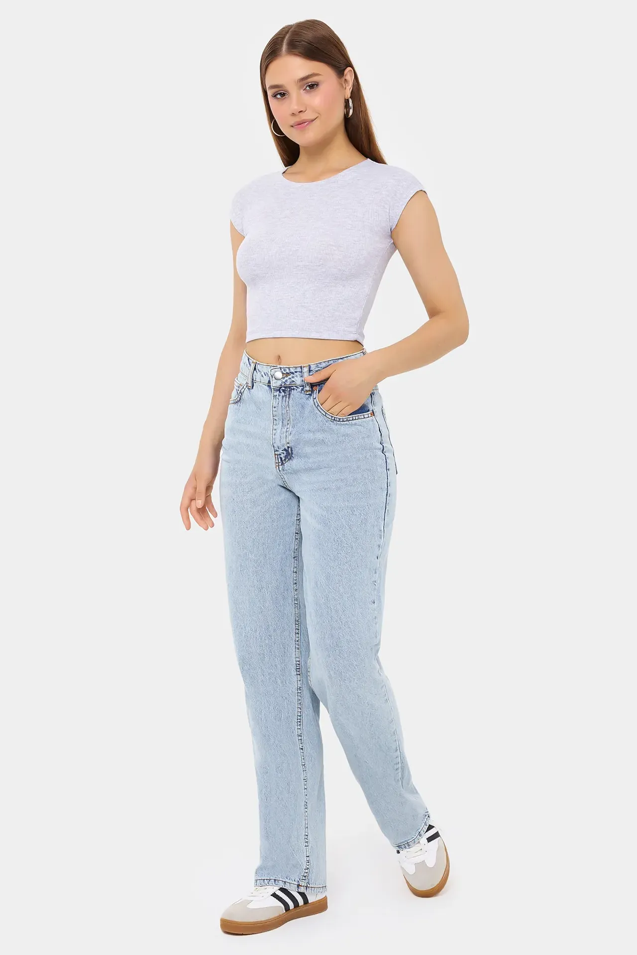 Basic Round Neck Short Sleeve Cropped Top