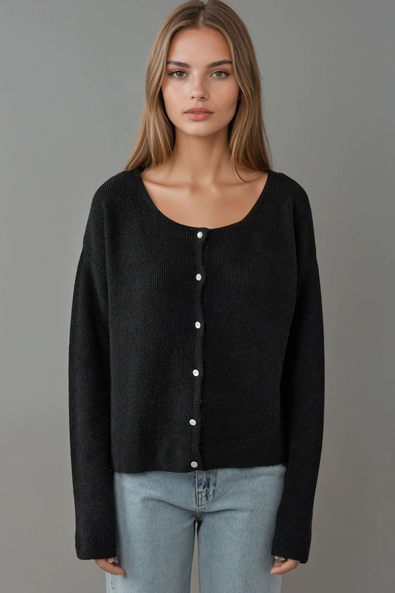 Ultra Soft Crew Neck Buttoned Dual-use Cardigan 4