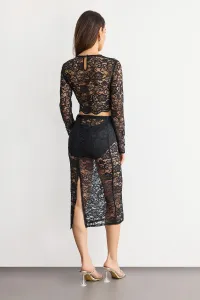 black-image-3