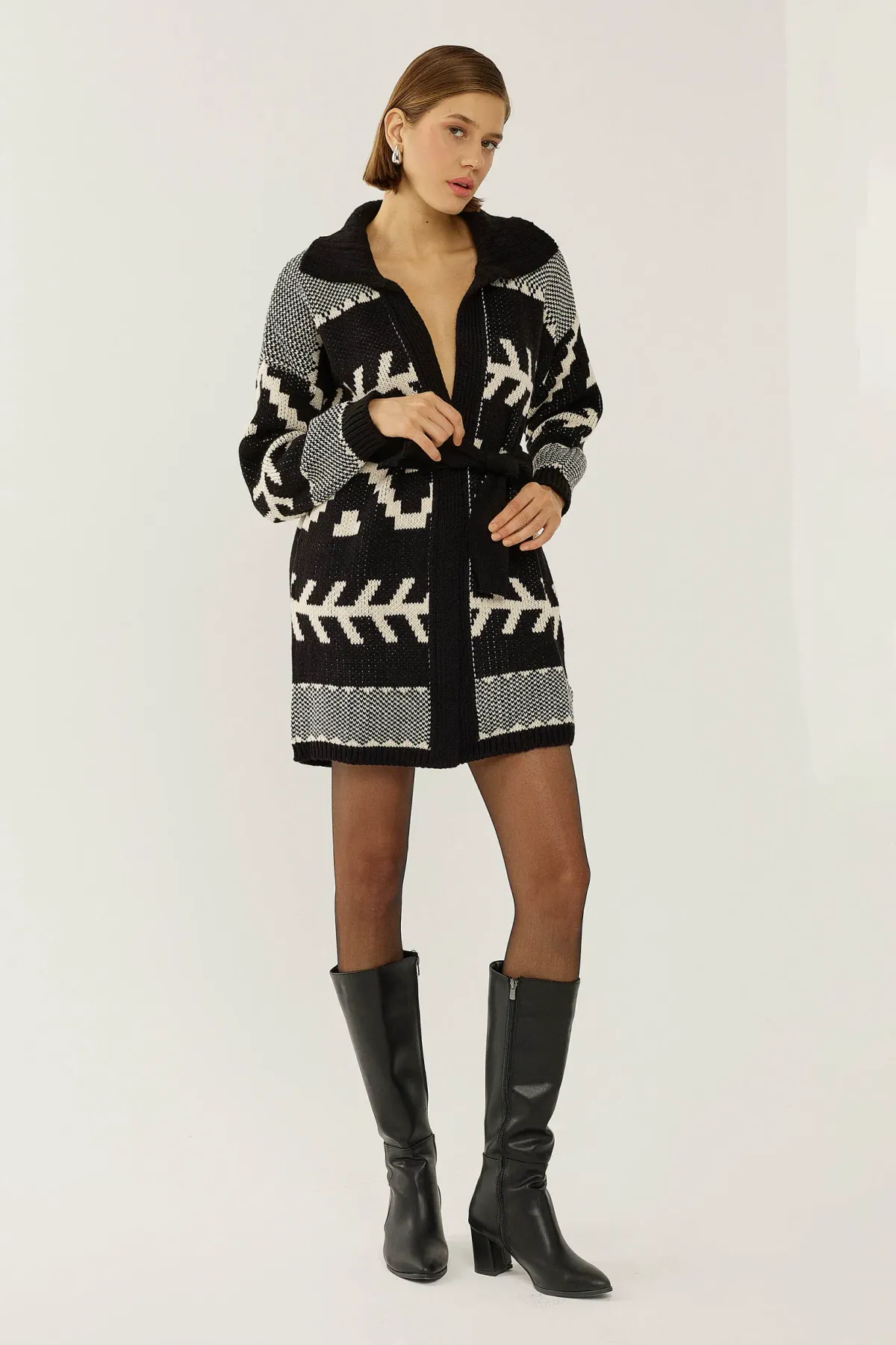 Ethnic Pattern Relaxed Fit Cardigan 1