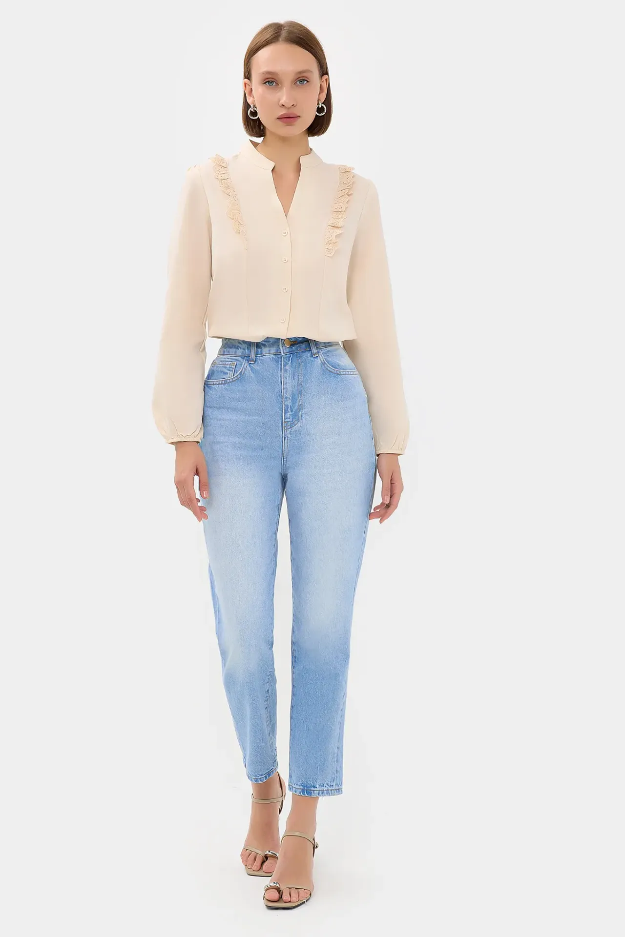 Ruffle Shirt with a Puff Sleeve