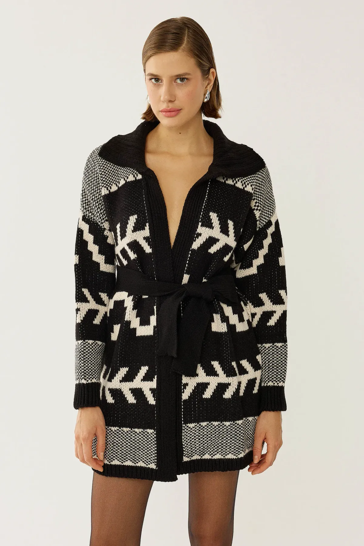 Ethnic Pattern Relaxed Fit Cardigan 2