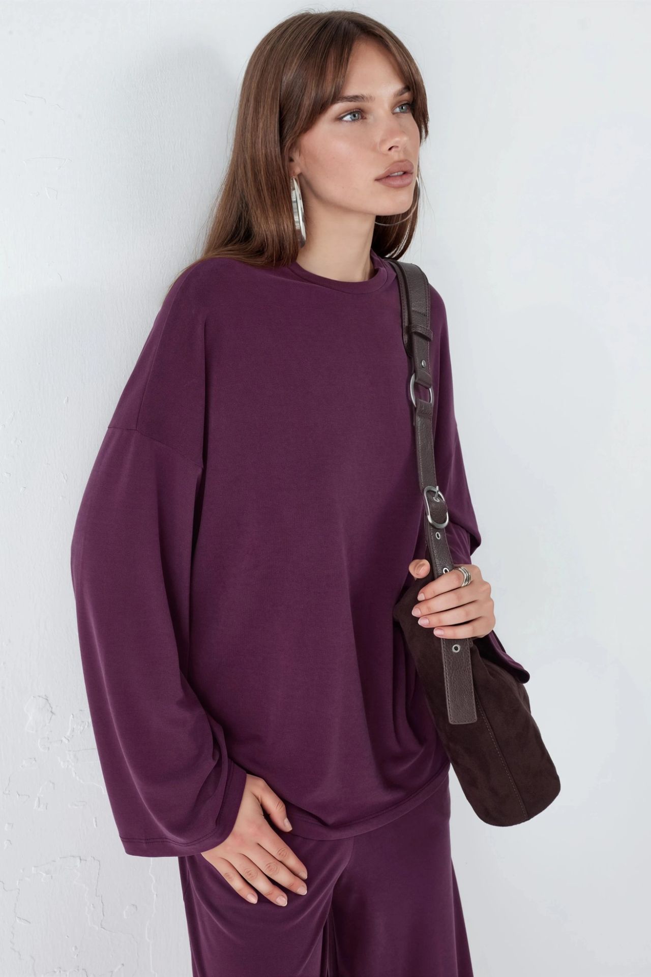 BUSEM Relaxed Fit Crew Neck Long Sleeve Blouse 4