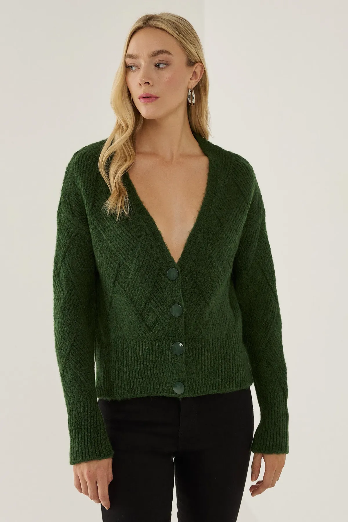 V-Neck Buttoned Knitwear Cardigan 1