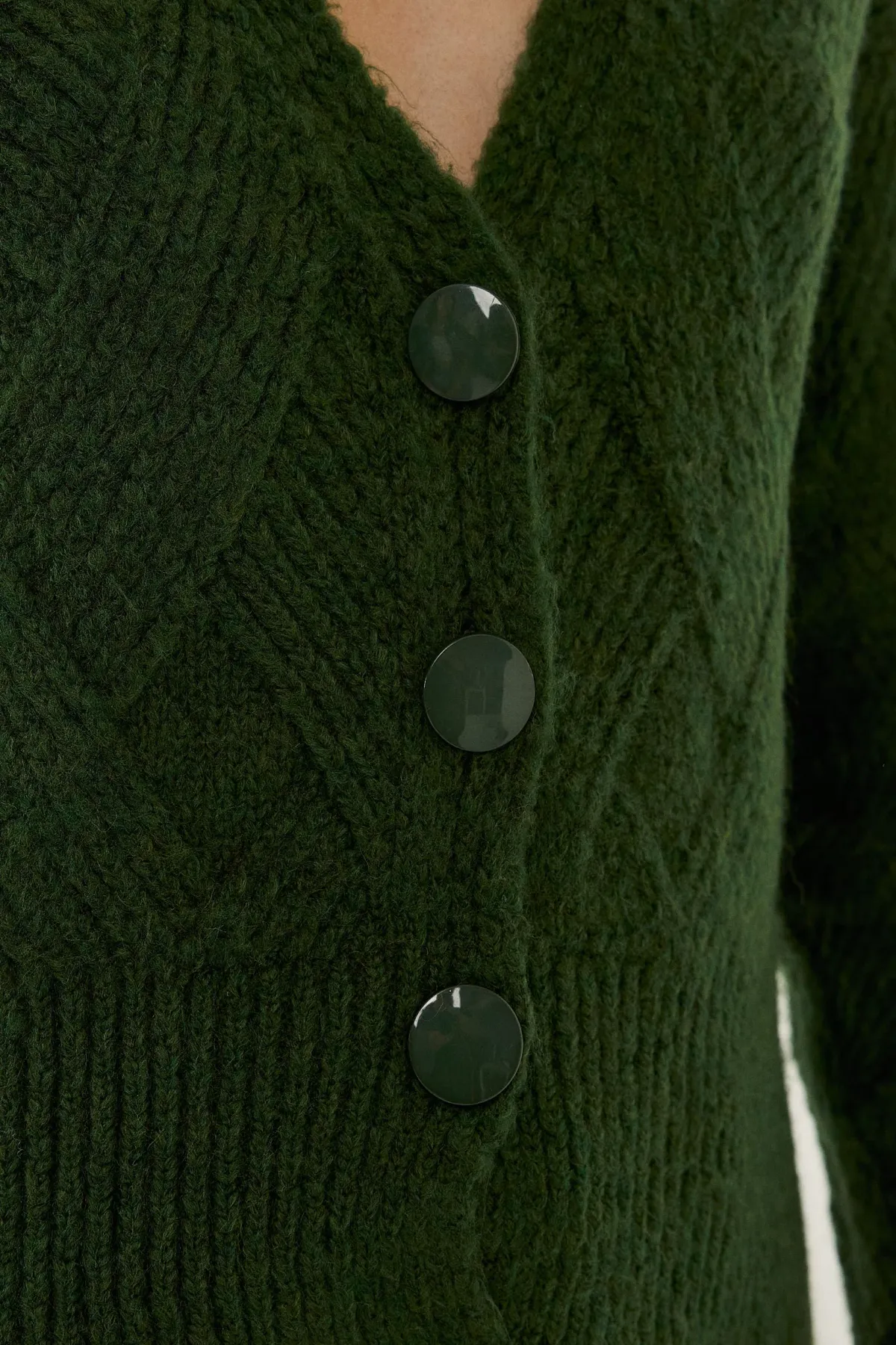 V-Neck Buttoned Knitwear Cardigan 5