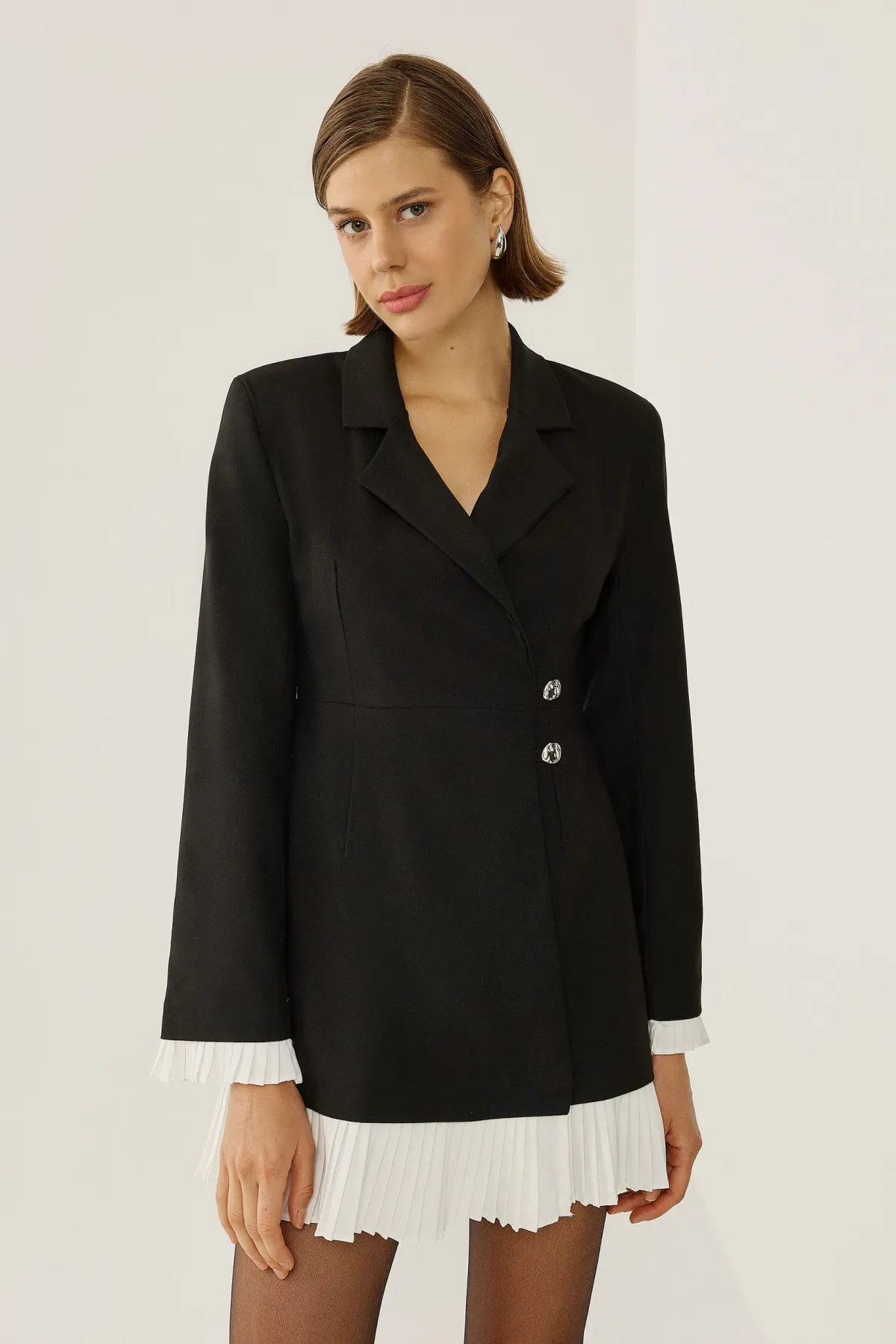 Contrast Detailed Blazer Dress 4