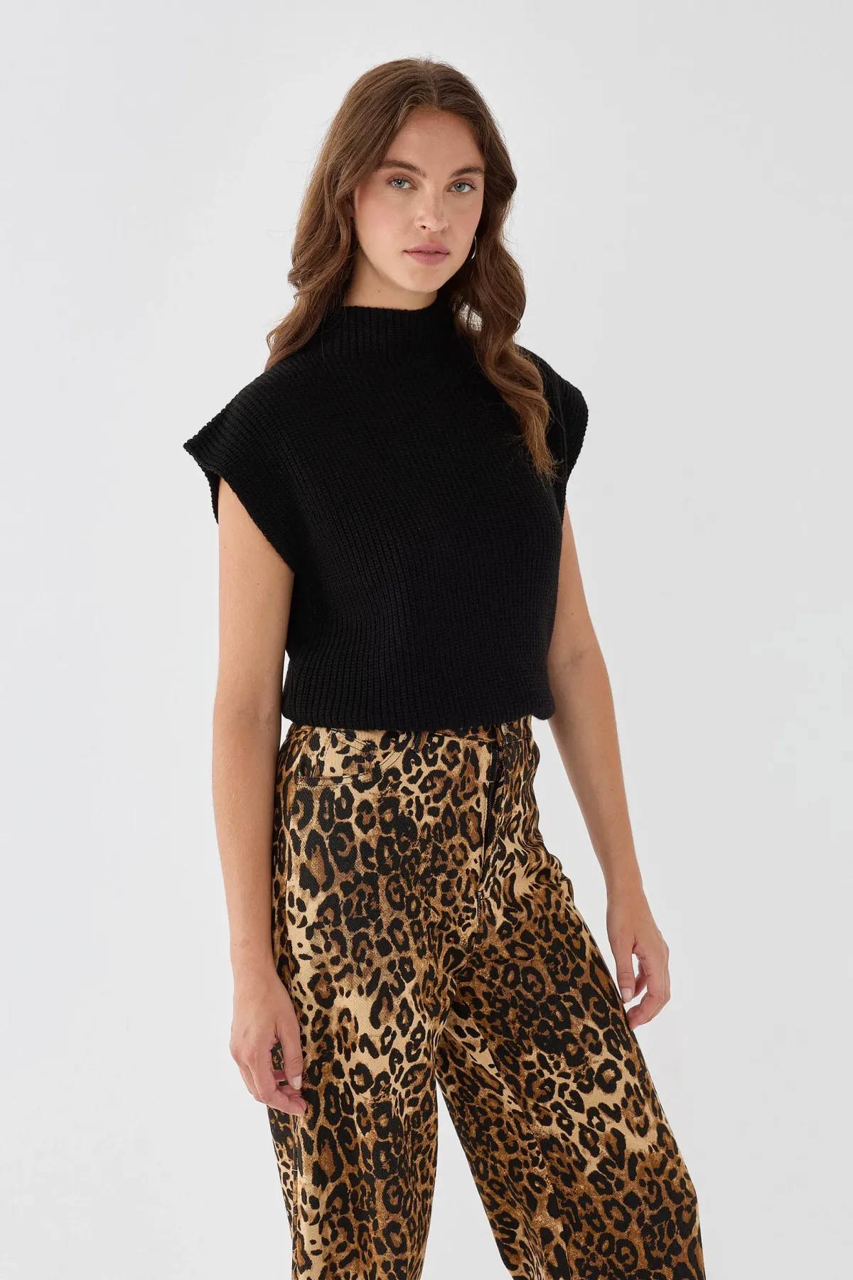 Half Turtleneck Knit Sweater 2