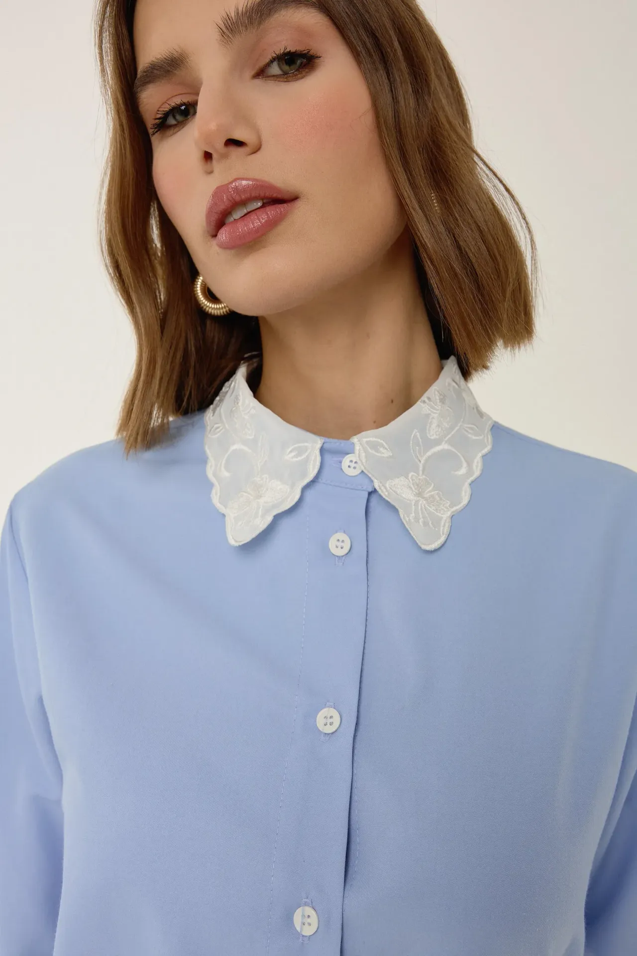 Poplin Shirt with Embroidered Collar