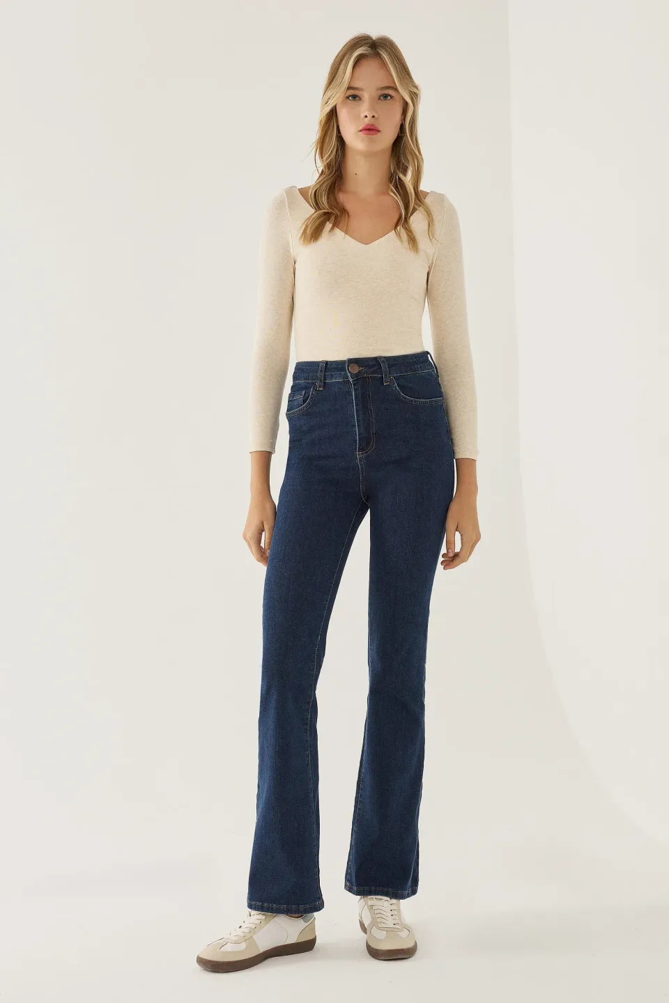 V-Neck Knitted Top