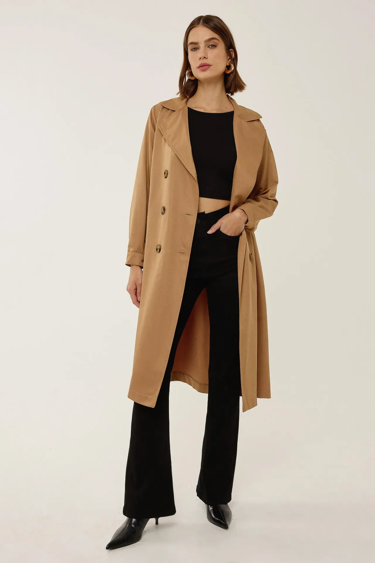 Buttoned Trenchcoat with a Belt