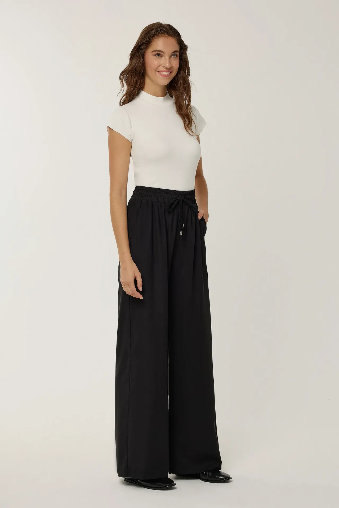 Elastic Waist Wide Leg Pants