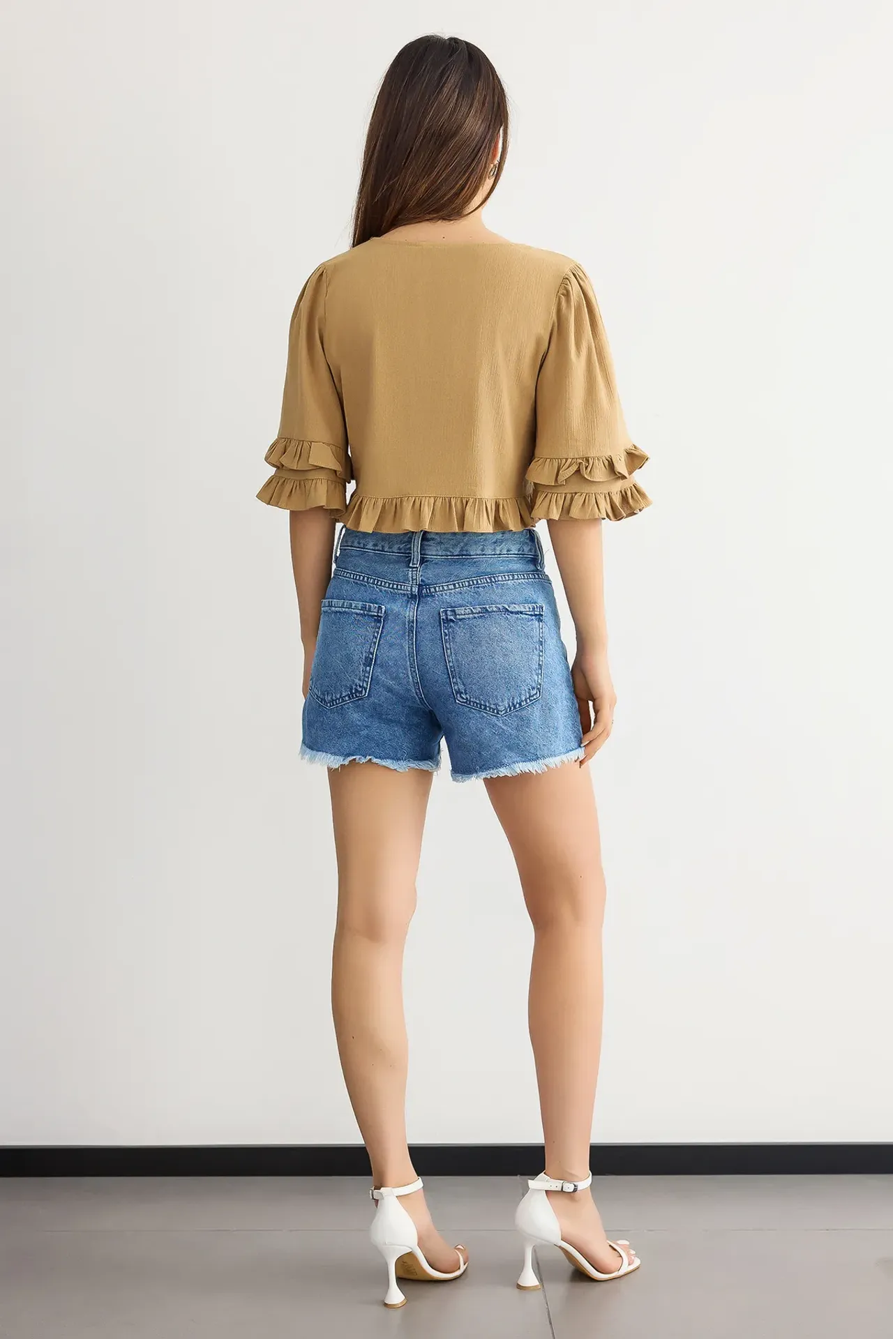 Cropped V-Neck Ruffled Blouse