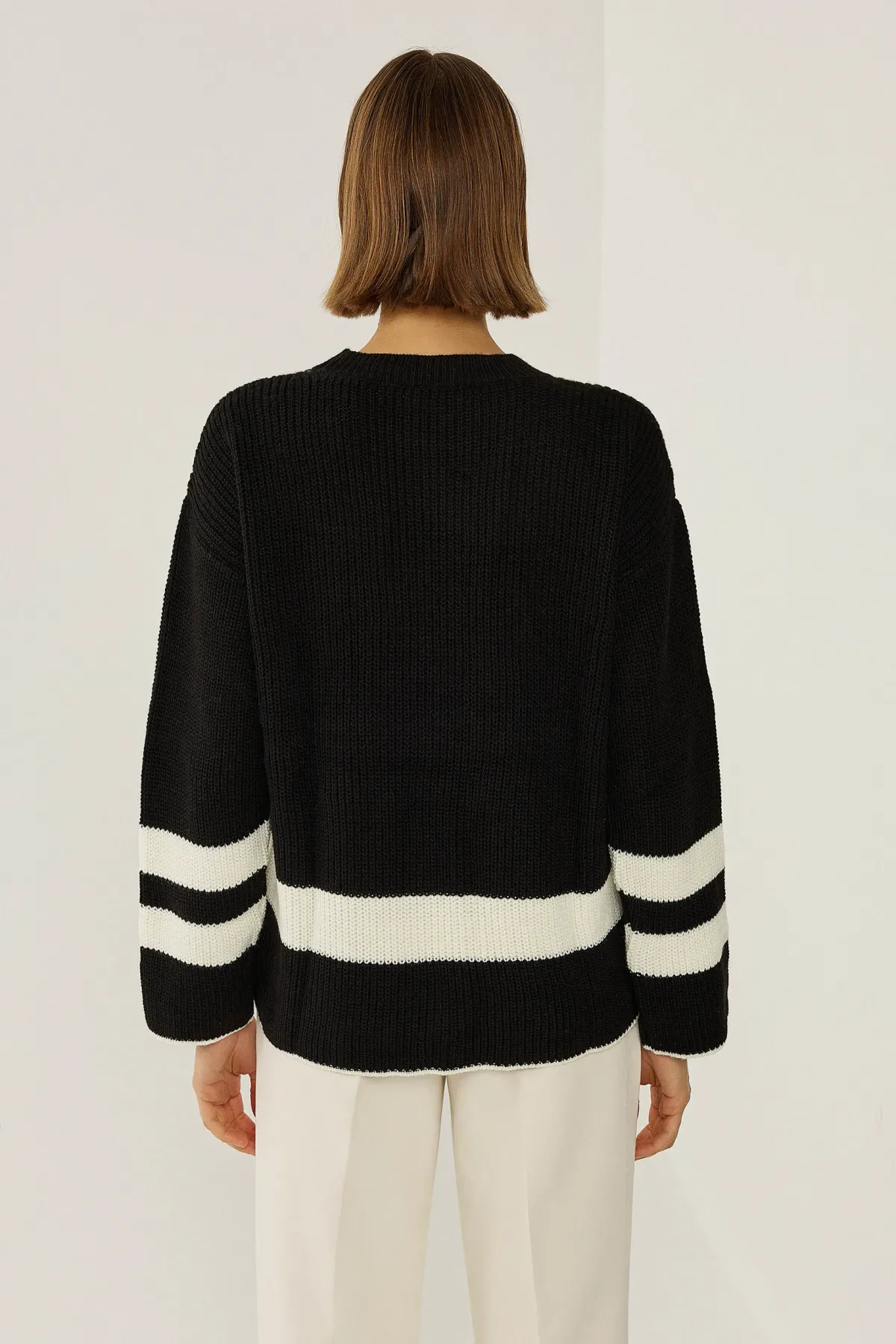 Relaxed Fit Knitted Sweater 5