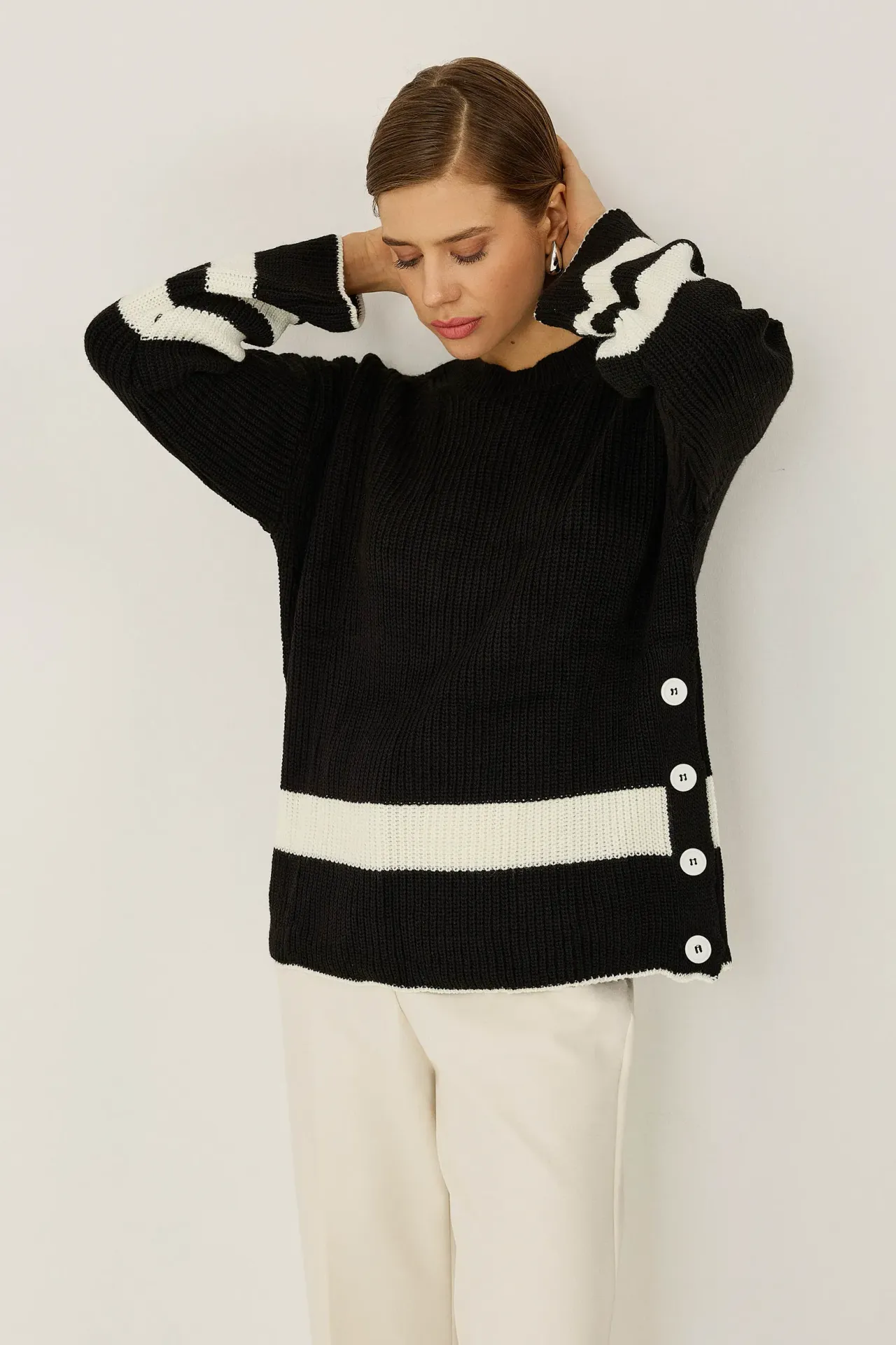 Relaxed Fit Knitted Sweater