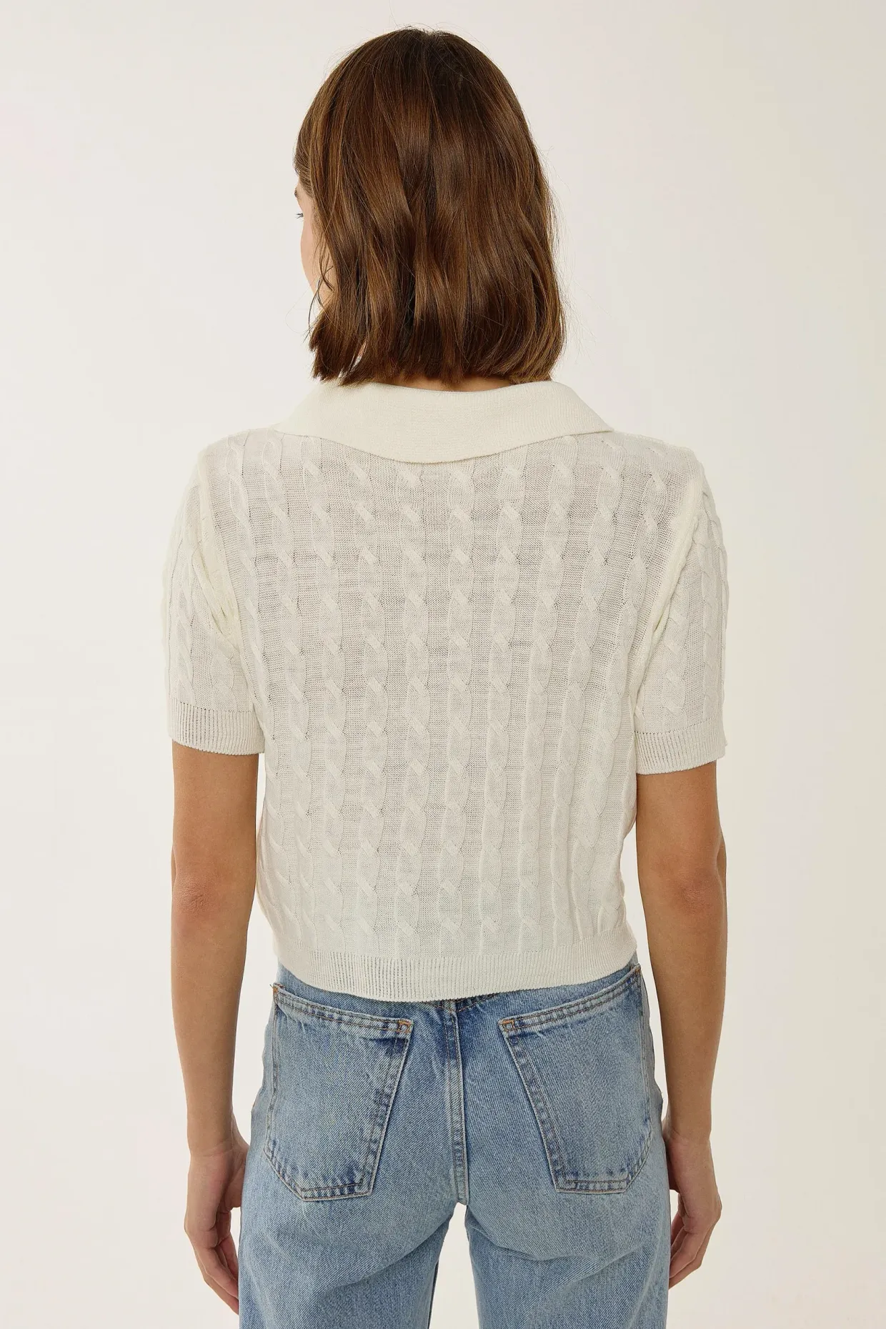 Shirt Collar Knit Top with Hair Braid Pattern 5