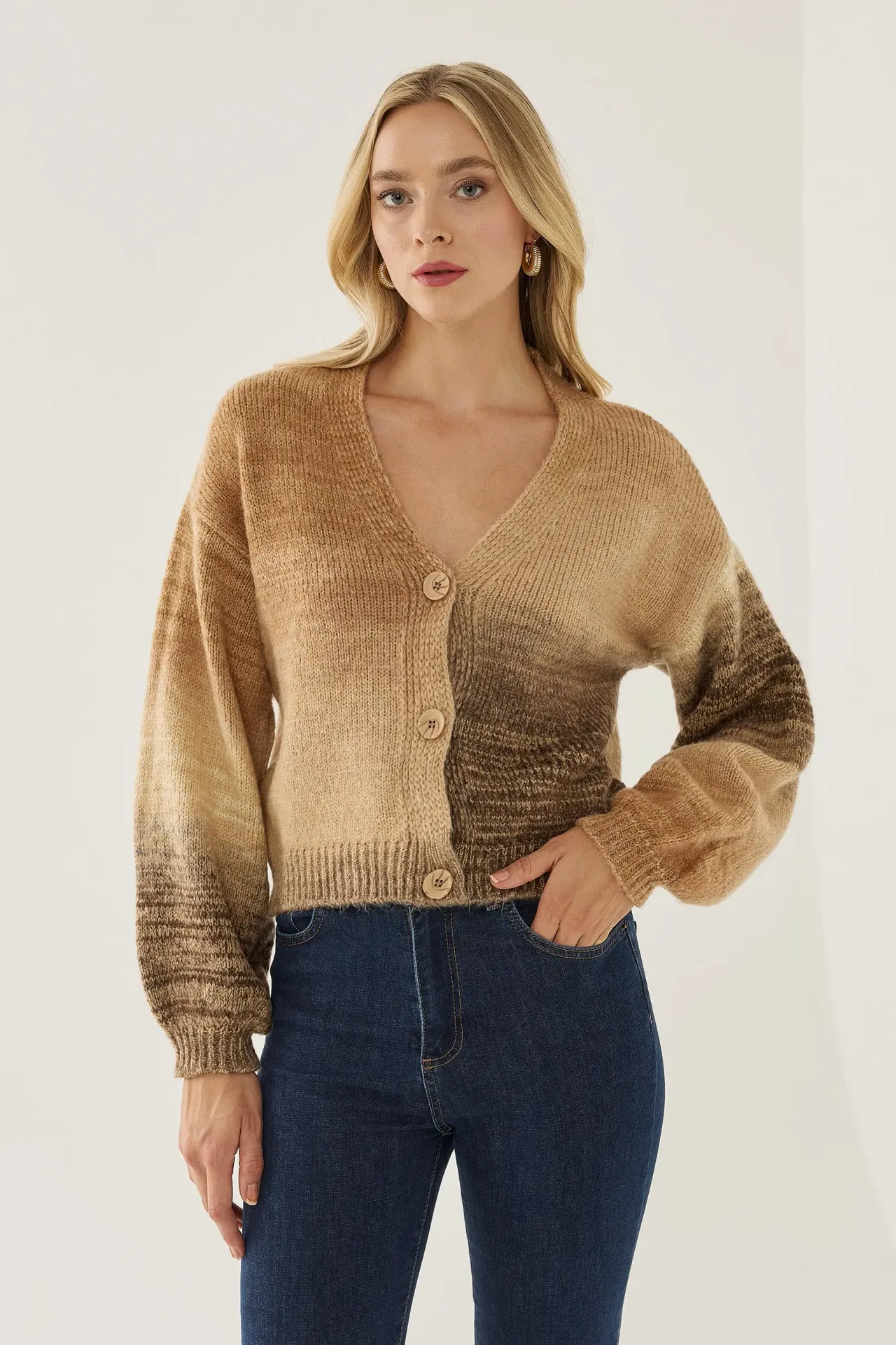 Gradient V-Neck Relaxed Fit Cardigan