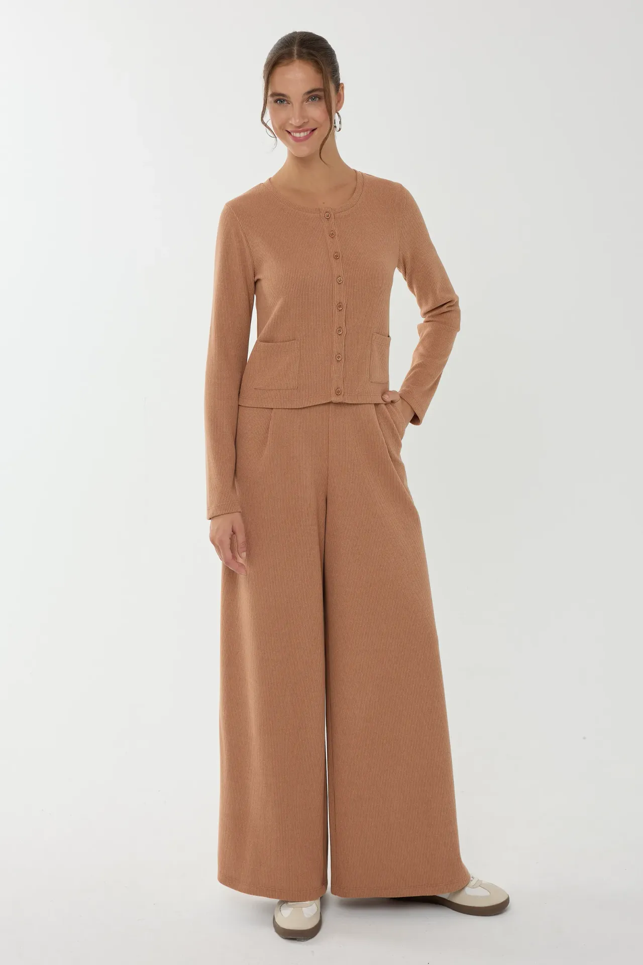 Wide Leg Elastic Waist Pants