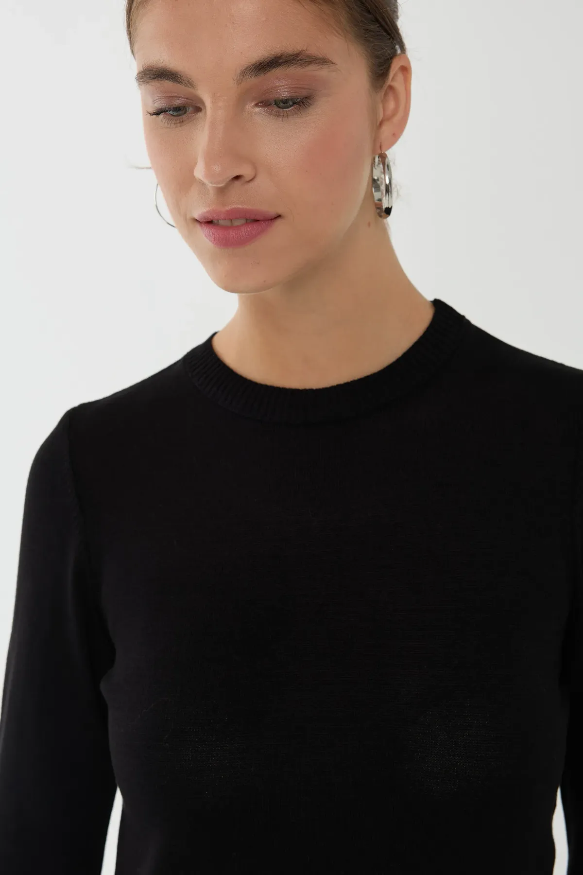 Slim Fit Crew Neck Viscose Top 6