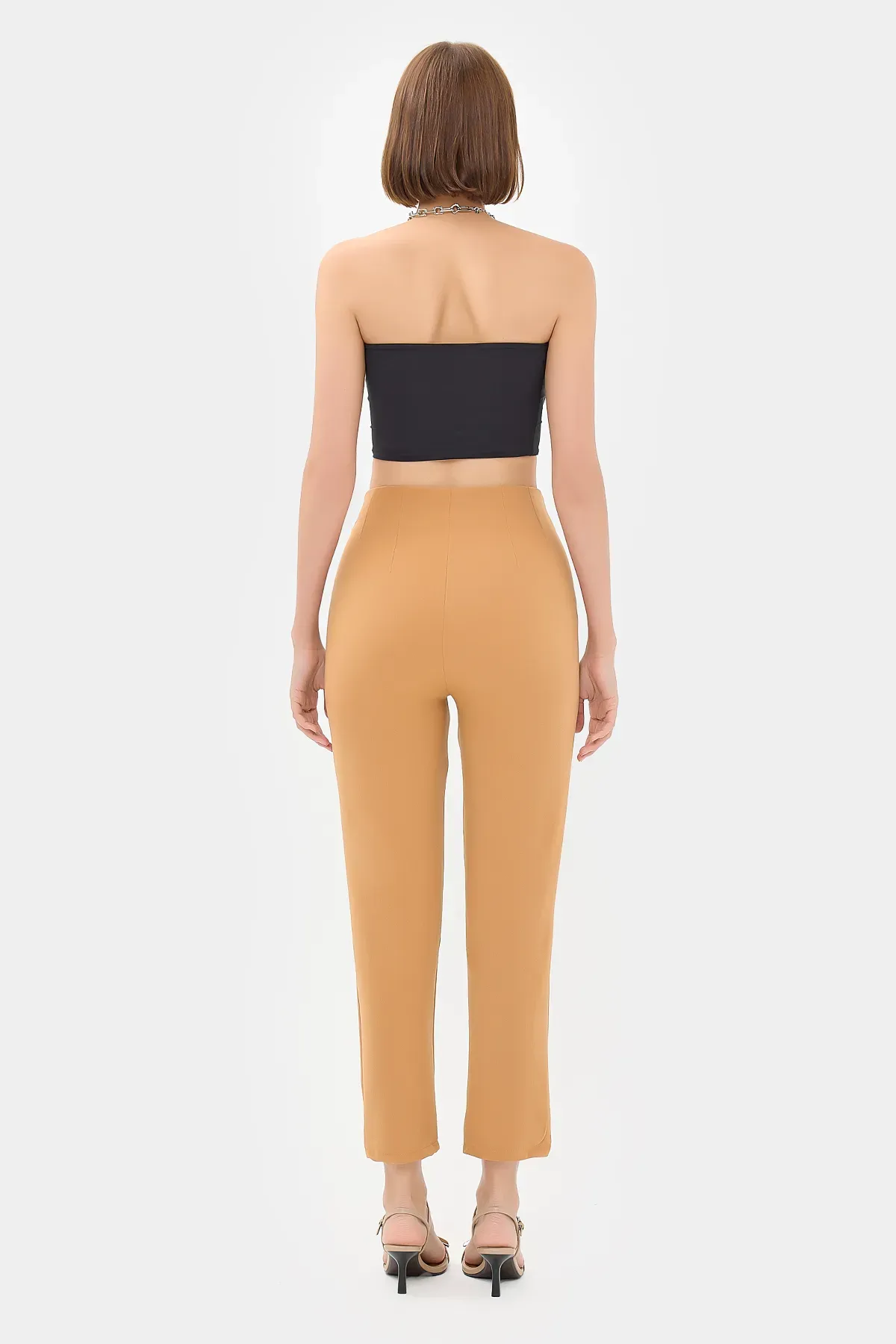 High Waist Carrot fit Trousers 4