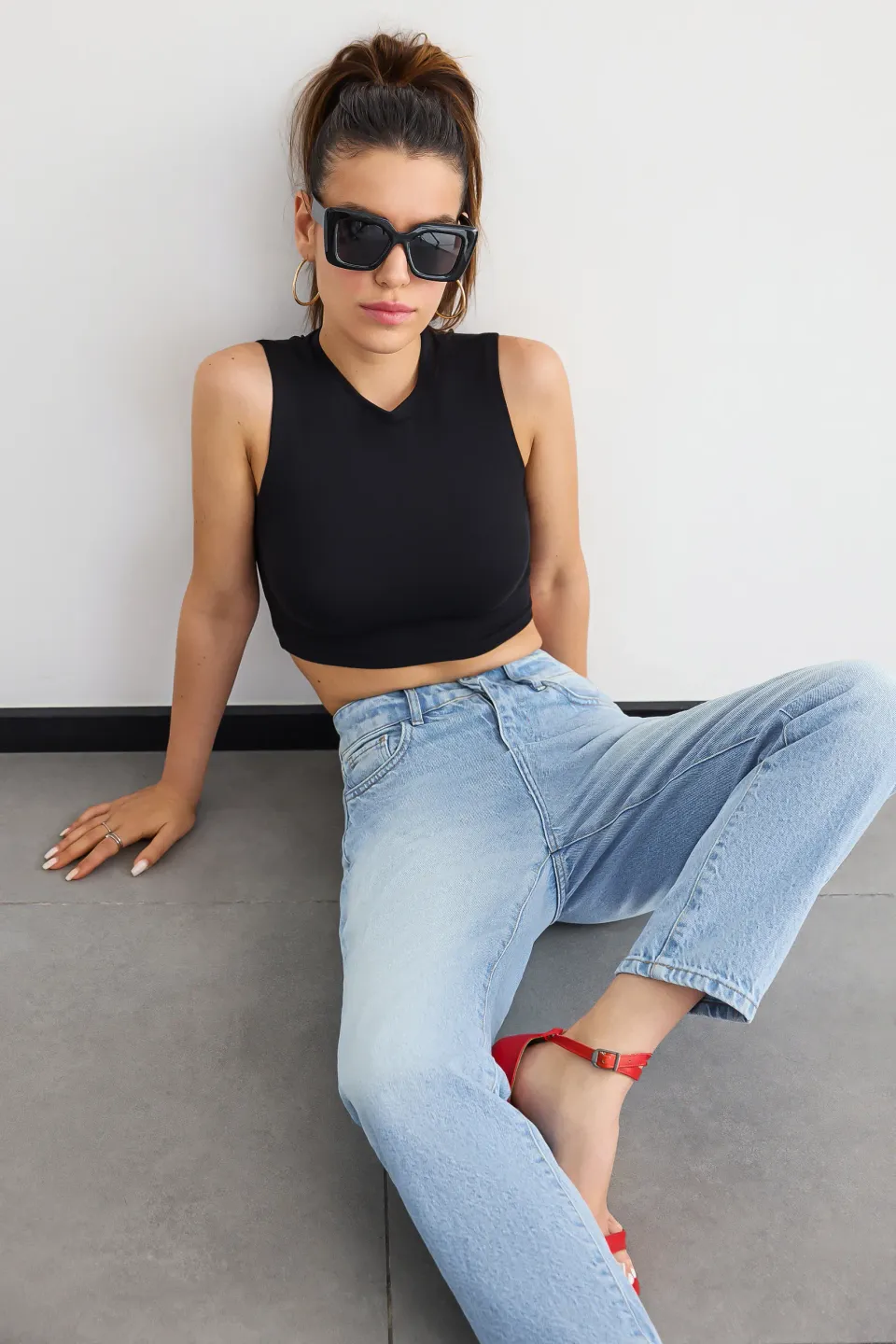 Round Neck Sleeveless Cotton Camisole Tank Top