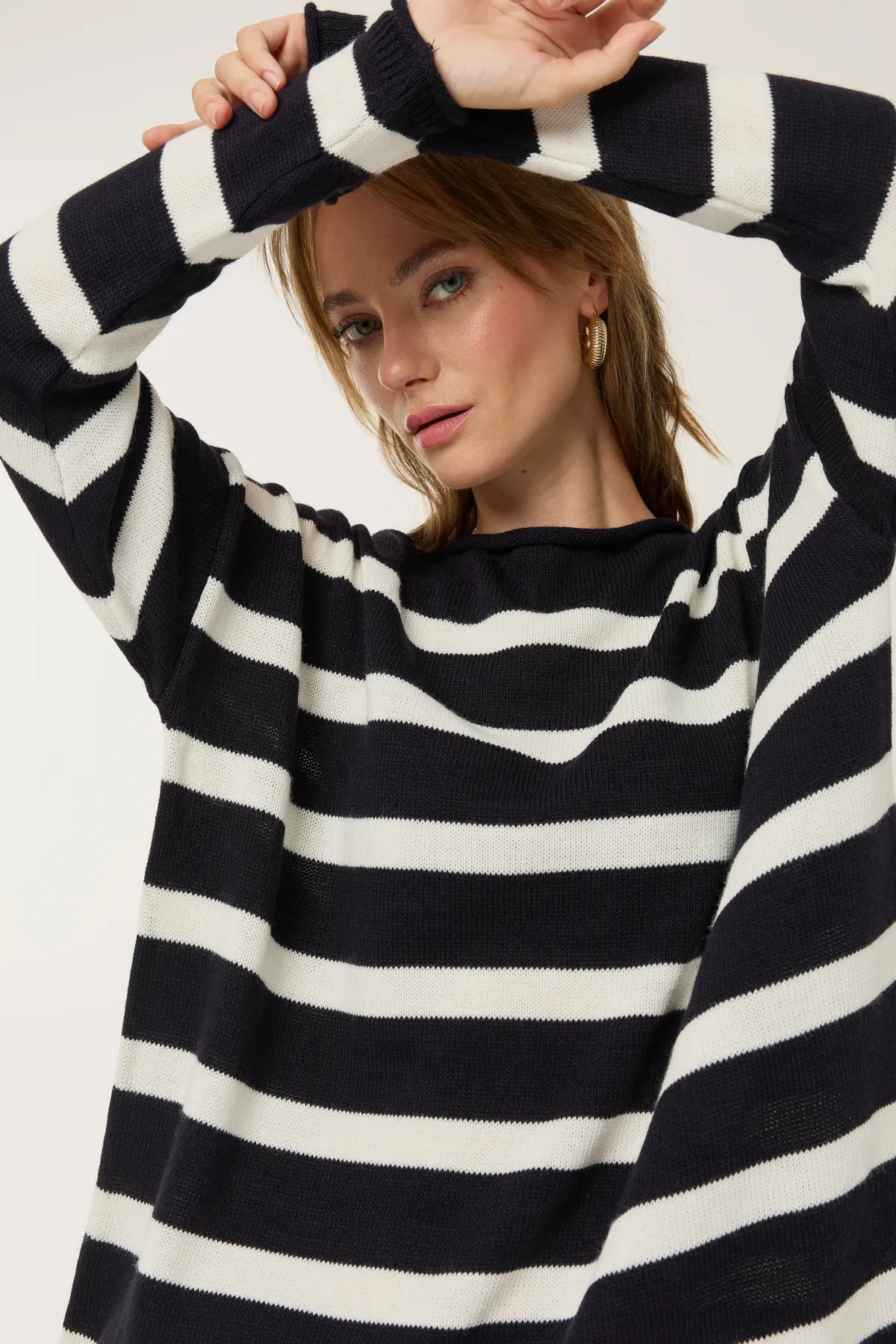 Striped Boat Neck Ribbed Knit Sweater 4