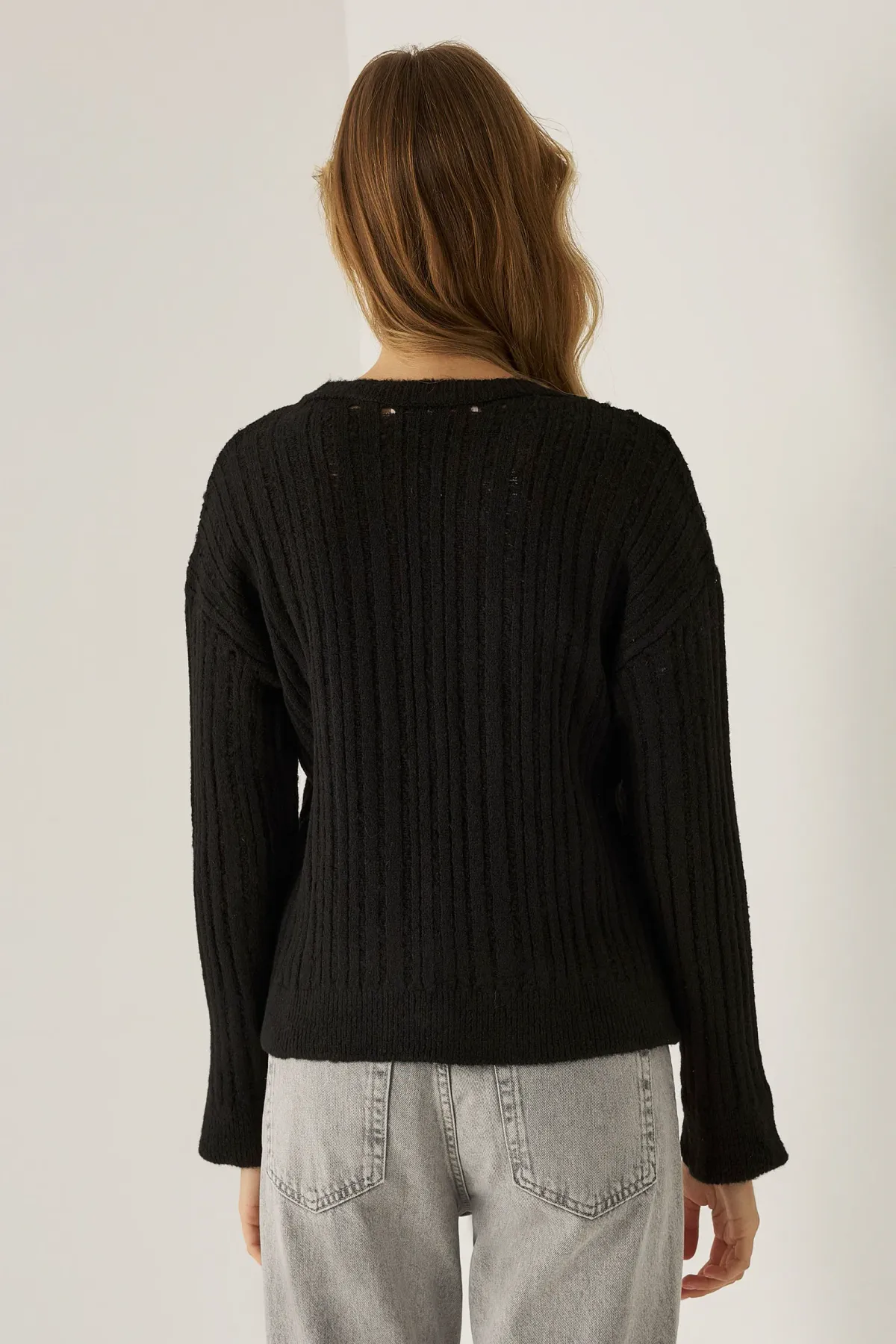 Relaxed Fit Crew Neck Sweater 5