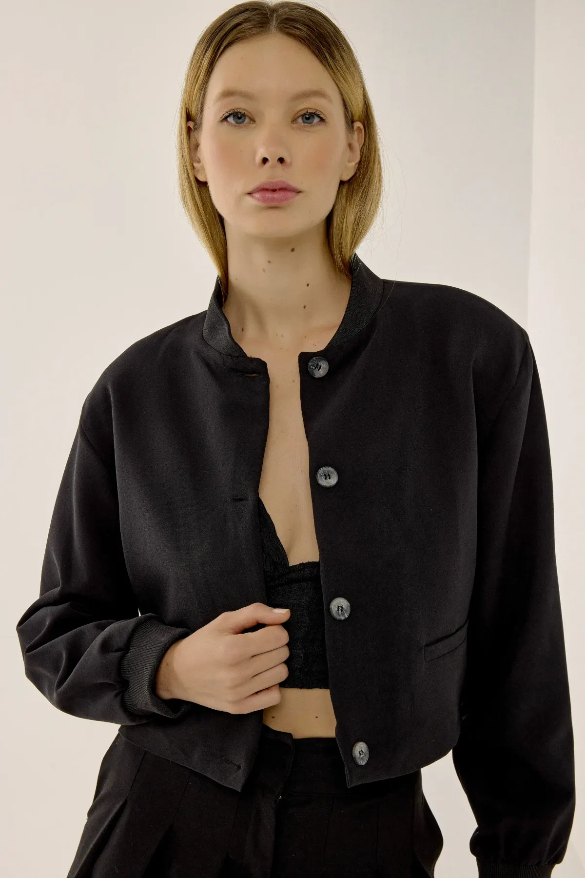 College Collar Double Pocket Cropped Jacket 1