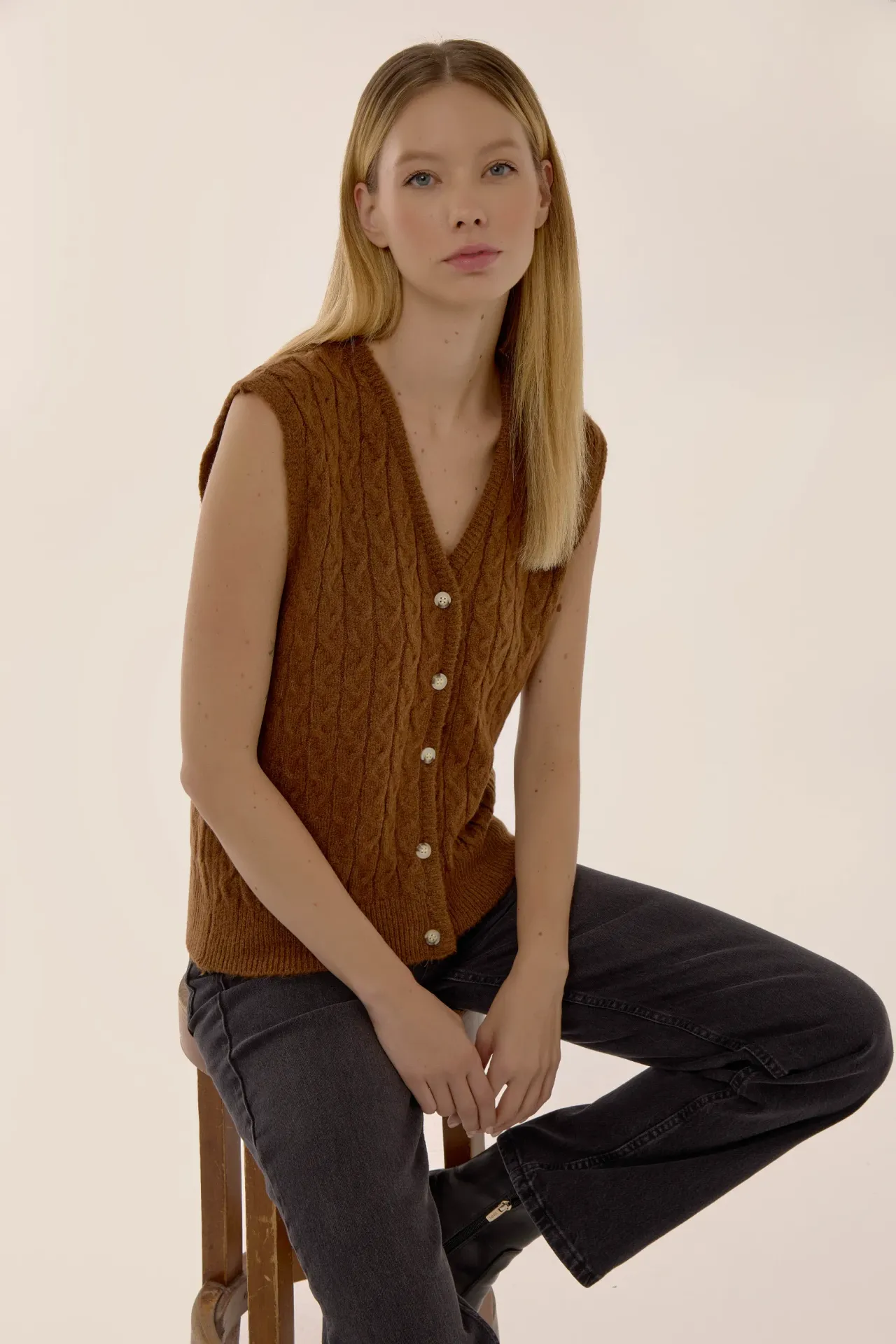 Sleeveless Buttoned Knit Sweater Vest