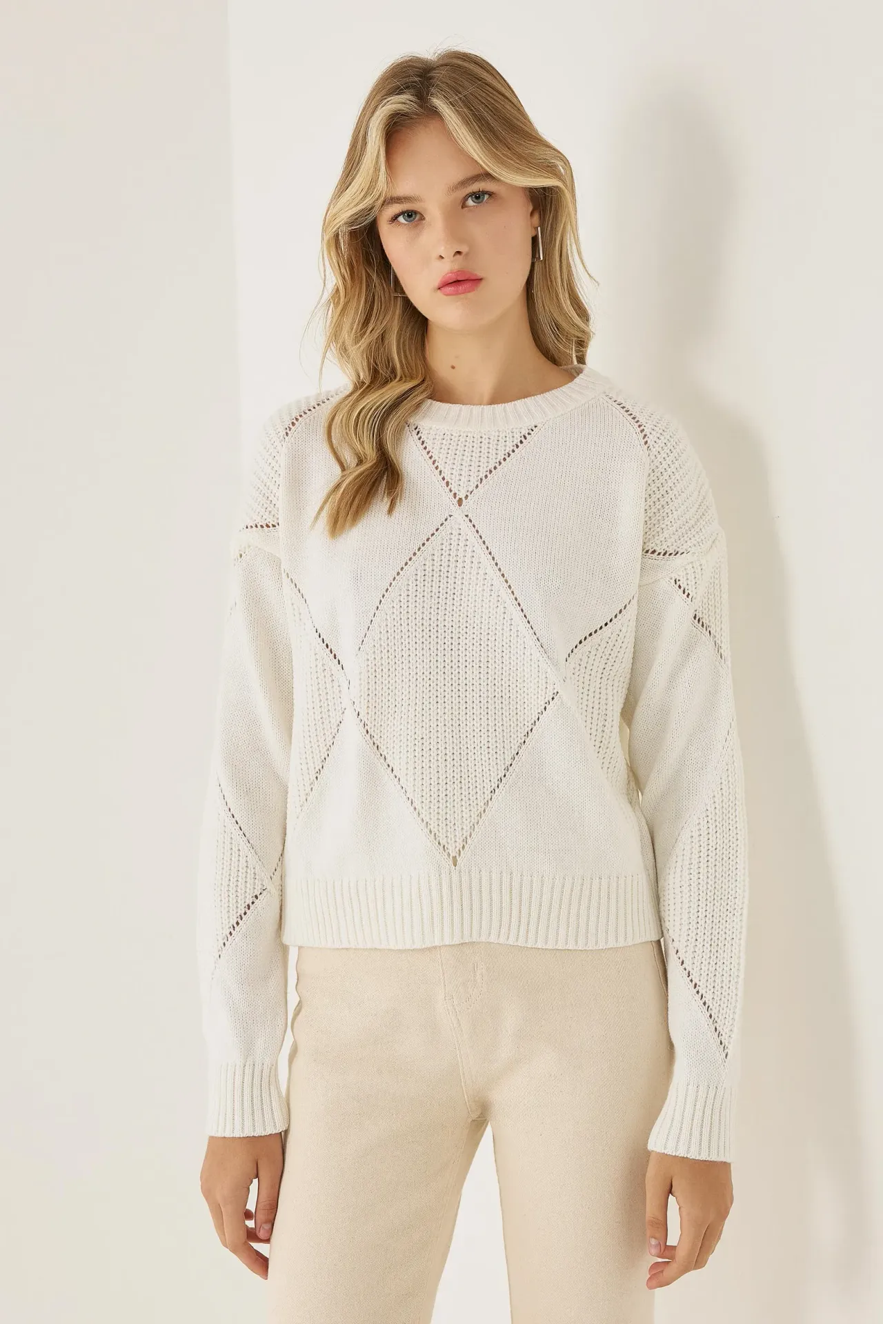 Crew Neck Knitted Sweater
