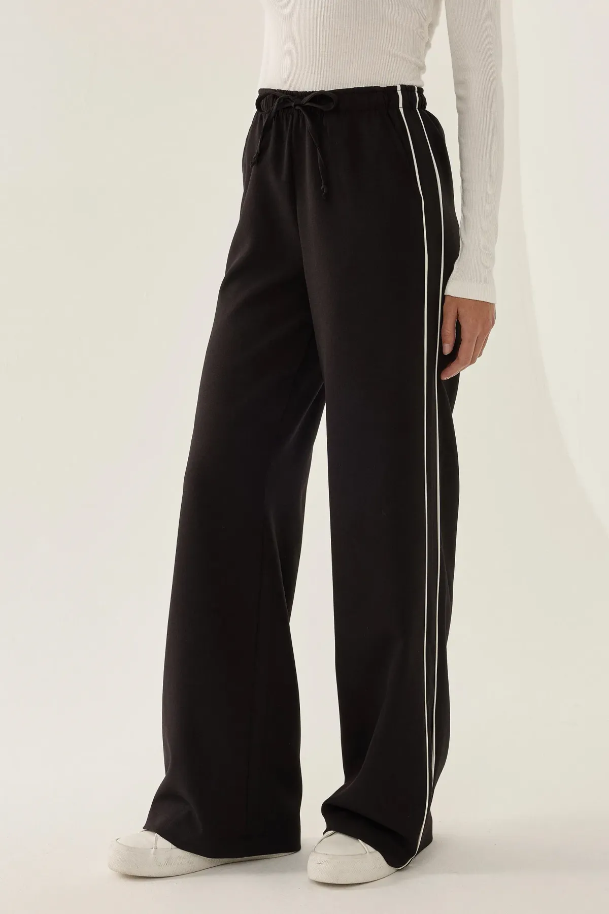 High Waist Wide Leg Sweatpants 4