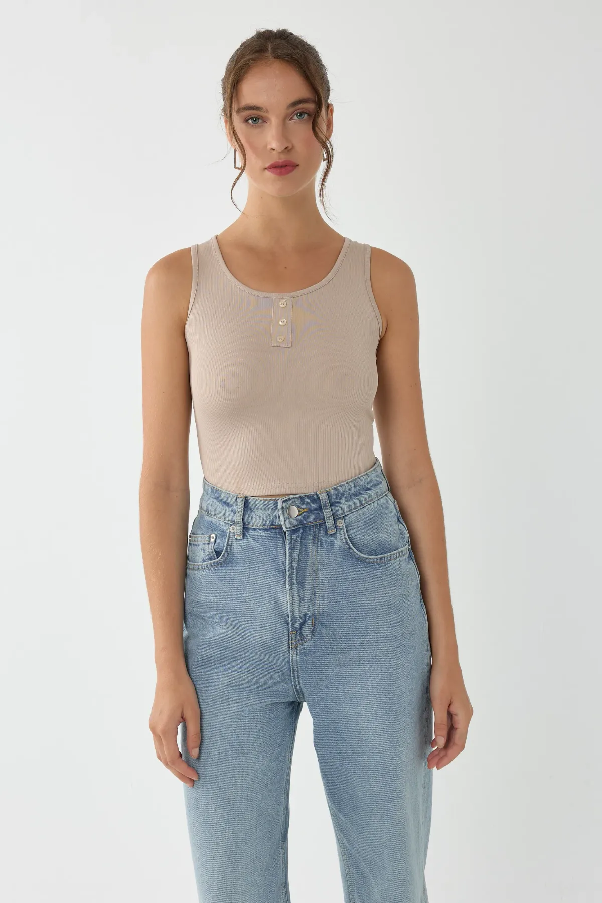 Basic Button Detailed Crop Top 5