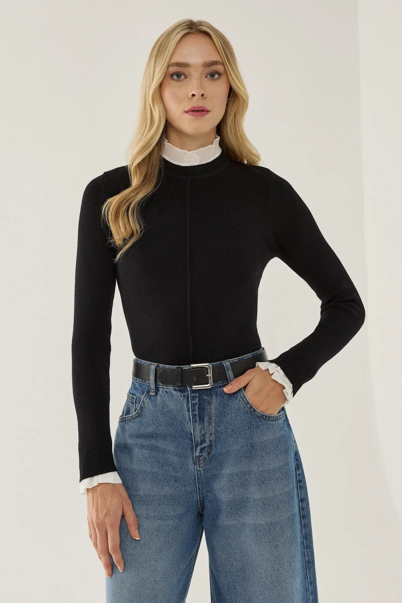 Basic Crew Neck KnitTop