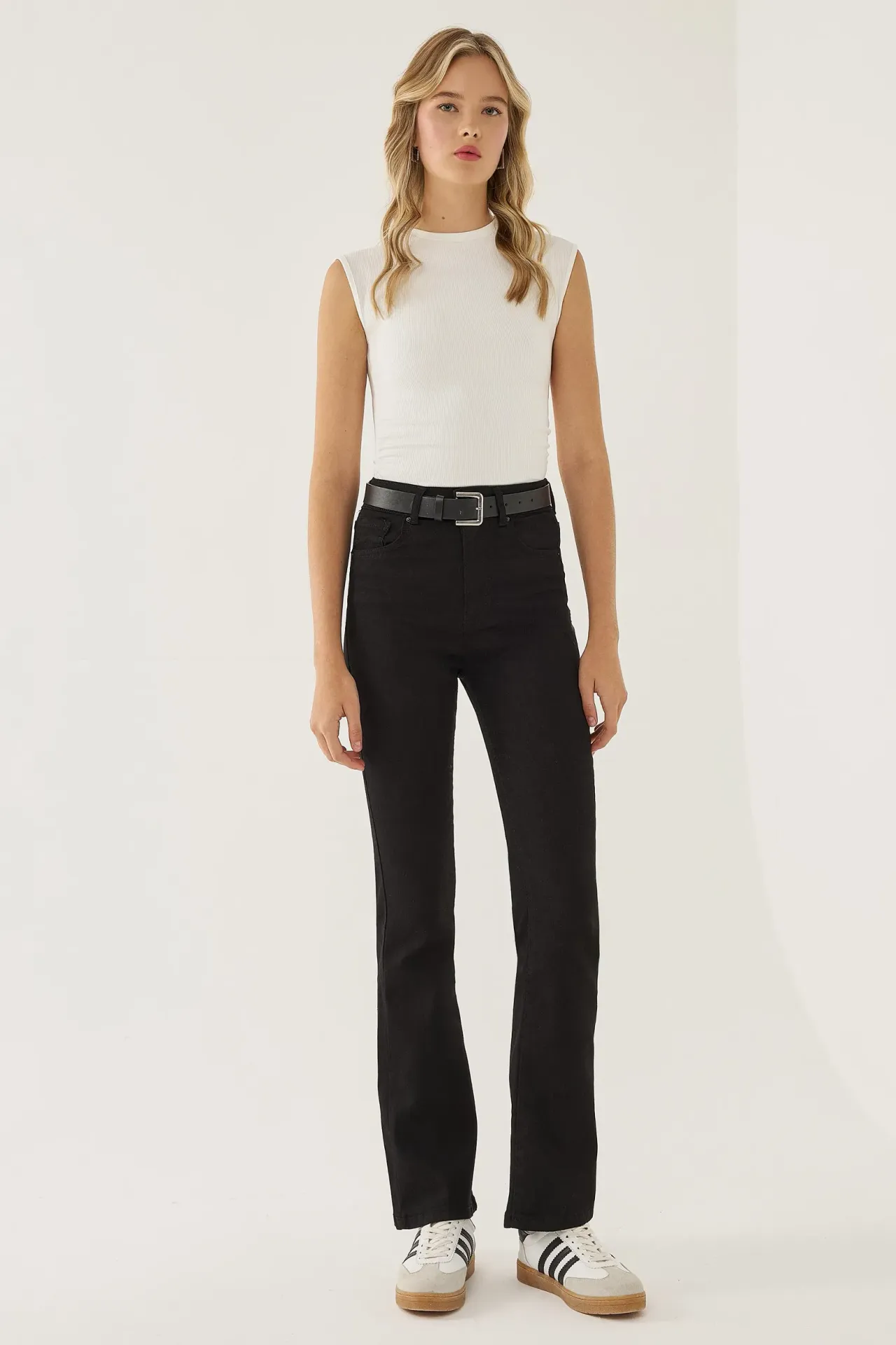 Normal Waist Flare Jeans