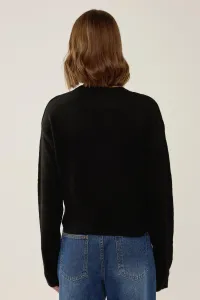 black-image-4