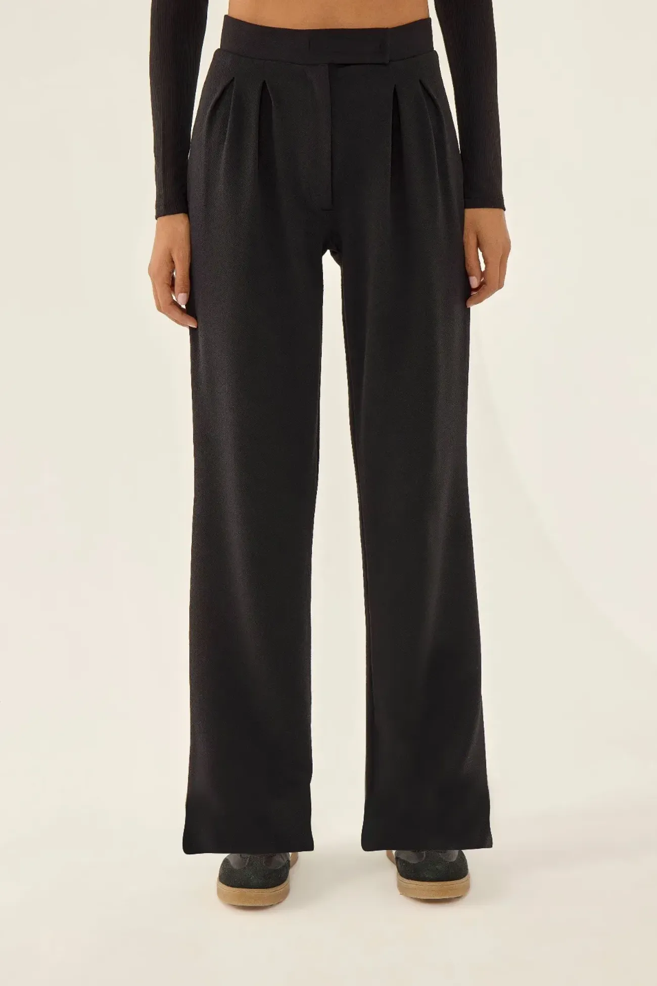 Velcro Waist Closure Pleated Wide Leg Trousers 6