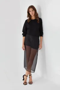 black-image-0