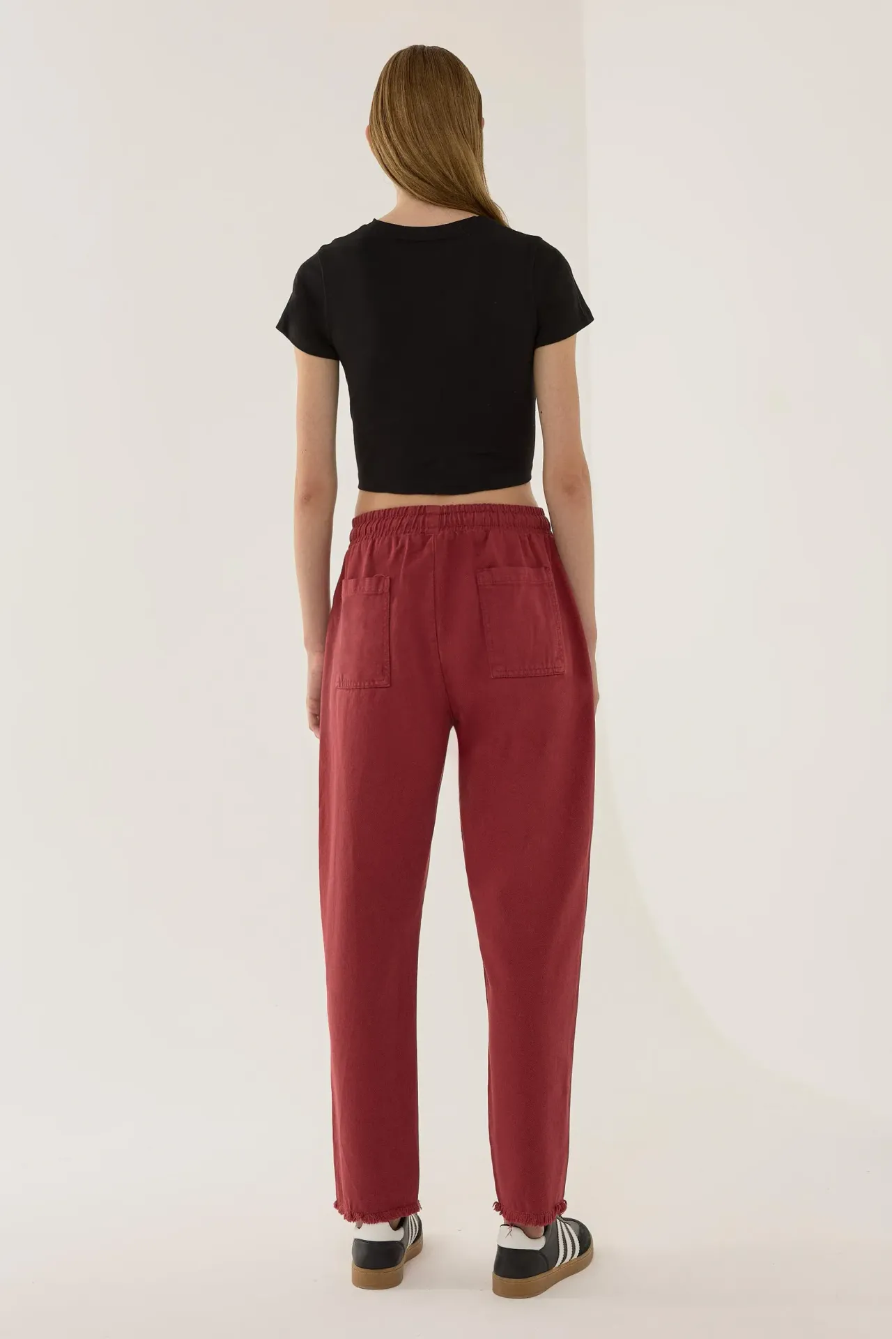 Elastic Waist Carrot Fit Pants