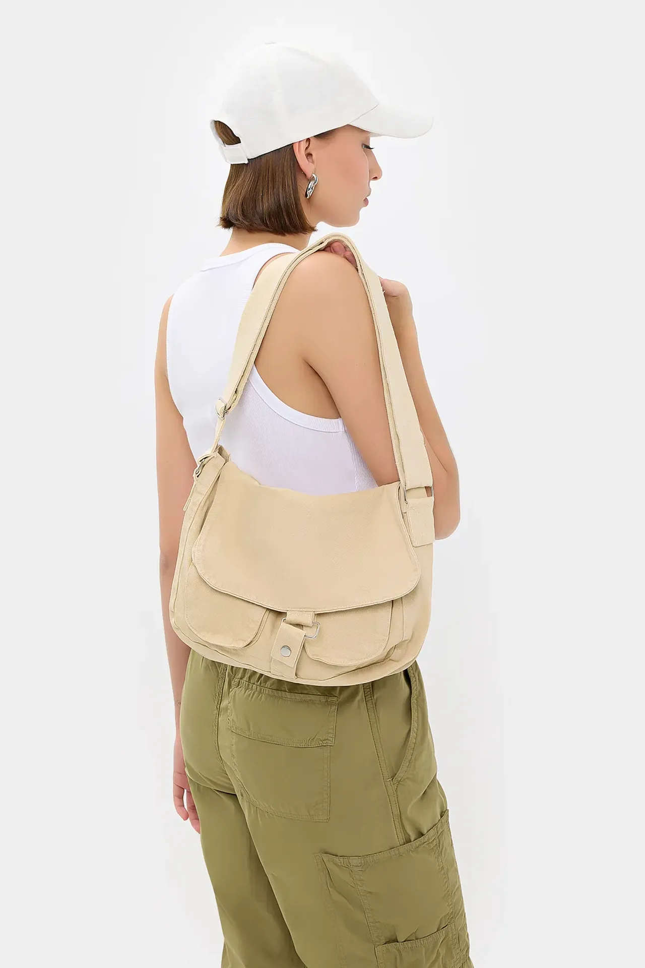 Cotton Solid Bag with Pocket Detail